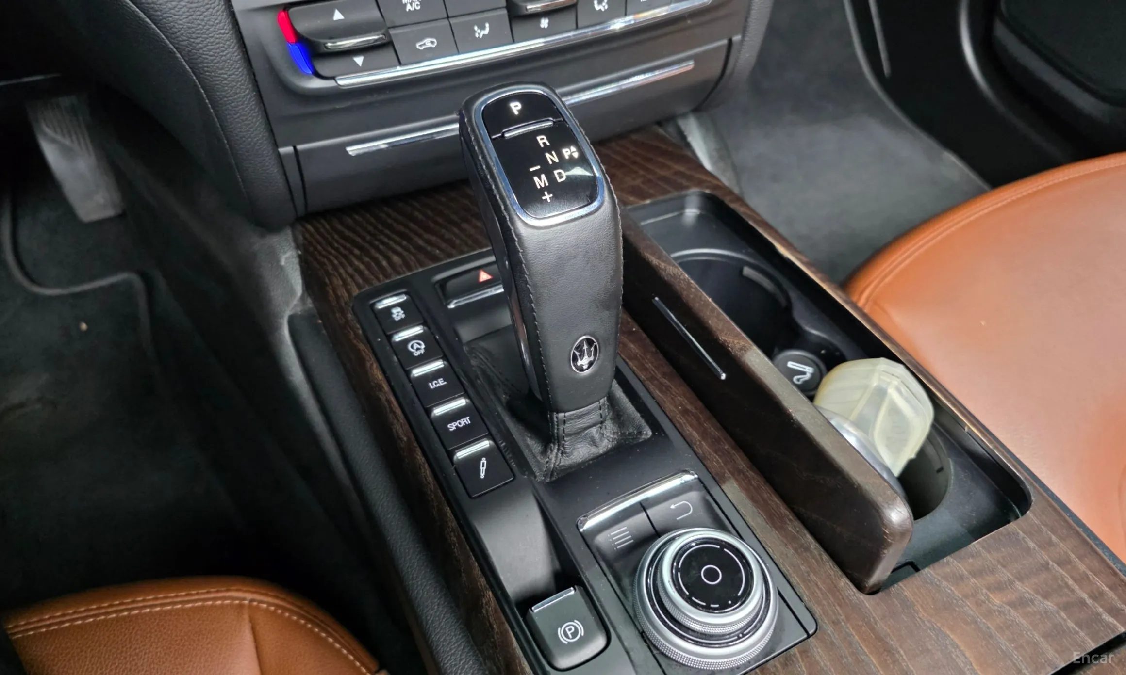 Maserati Ghibli превью 9
