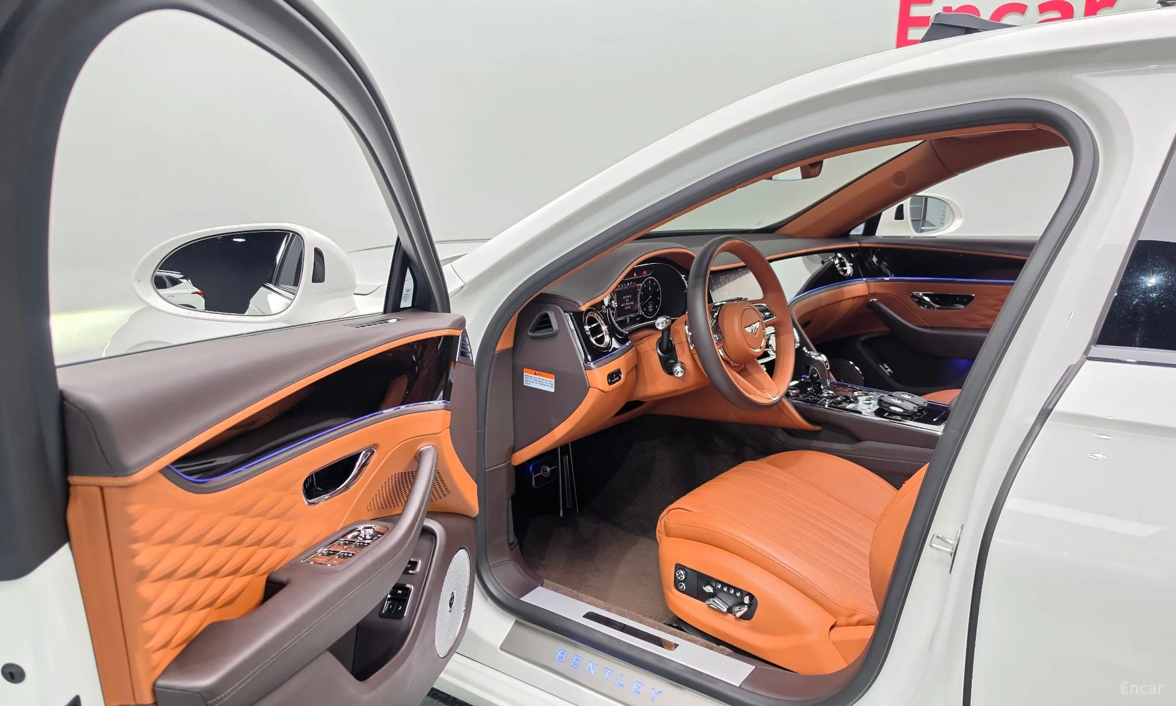 Bentley Flying Spur 3rd Generation превью 10
