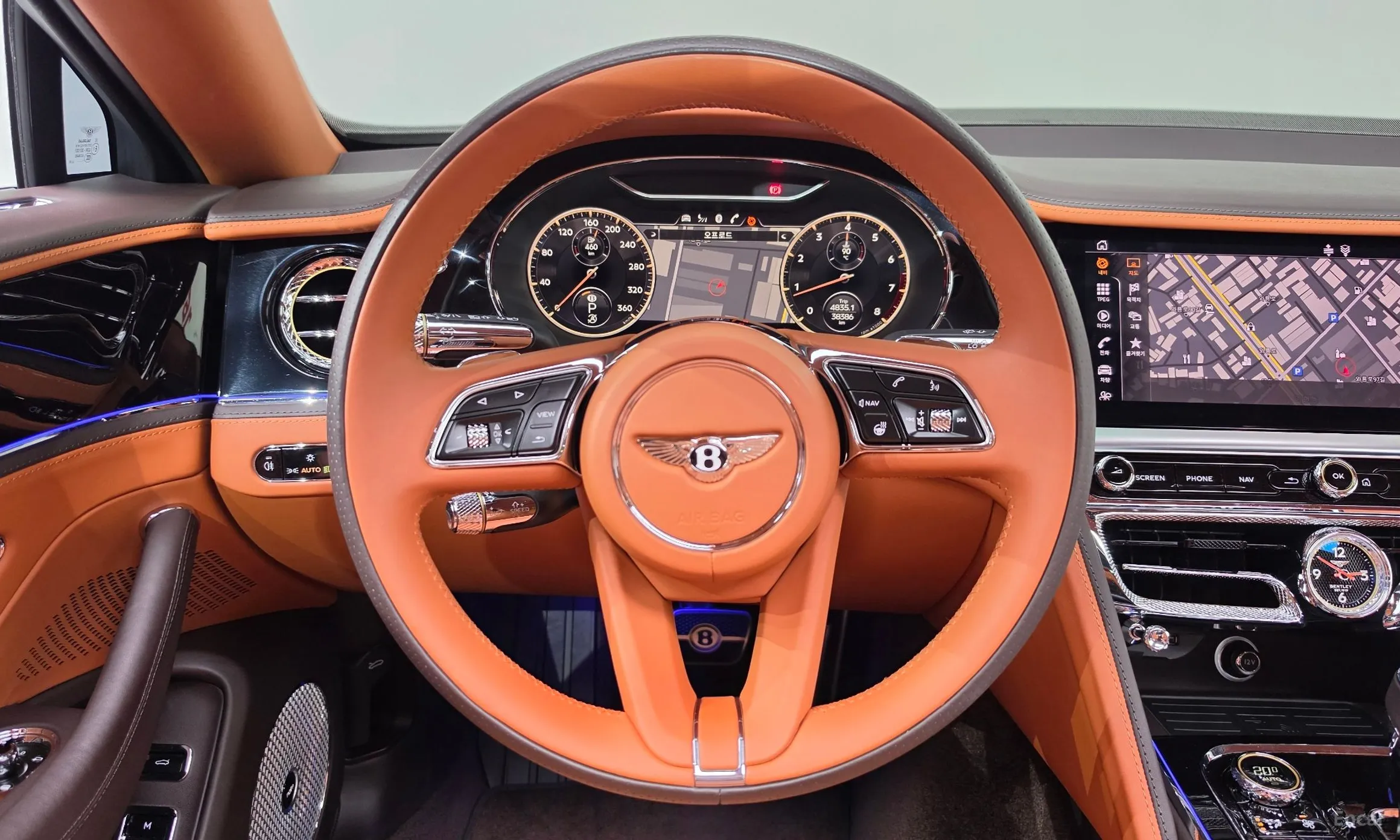 Bentley Flying Spur 3rd Generation превью 12