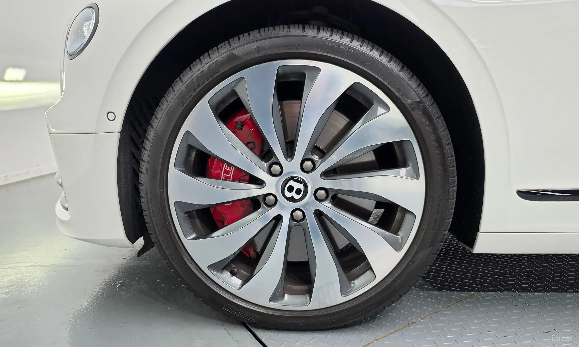 Bentley Flying Spur 3rd Generation превью 5