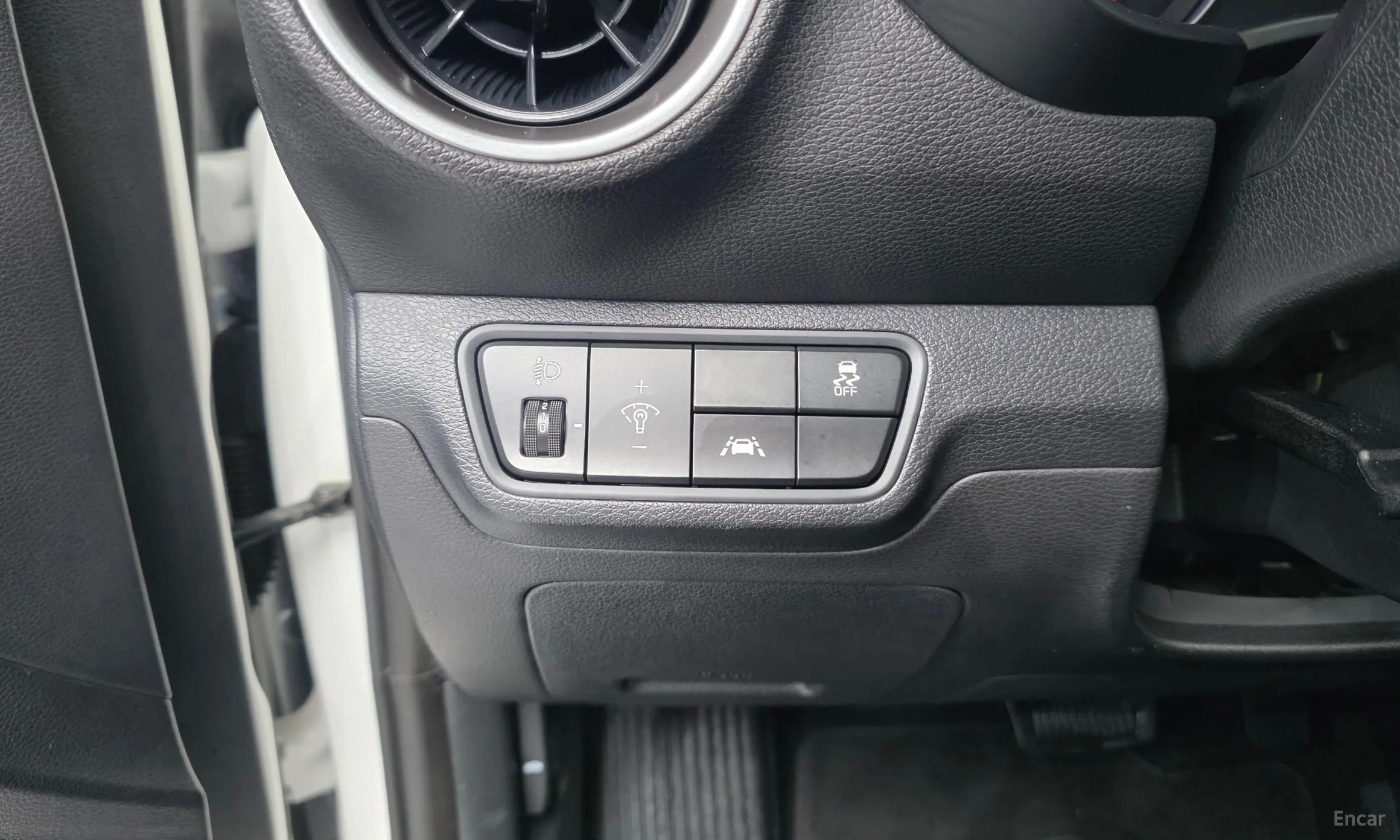 Kia K3 превью 20