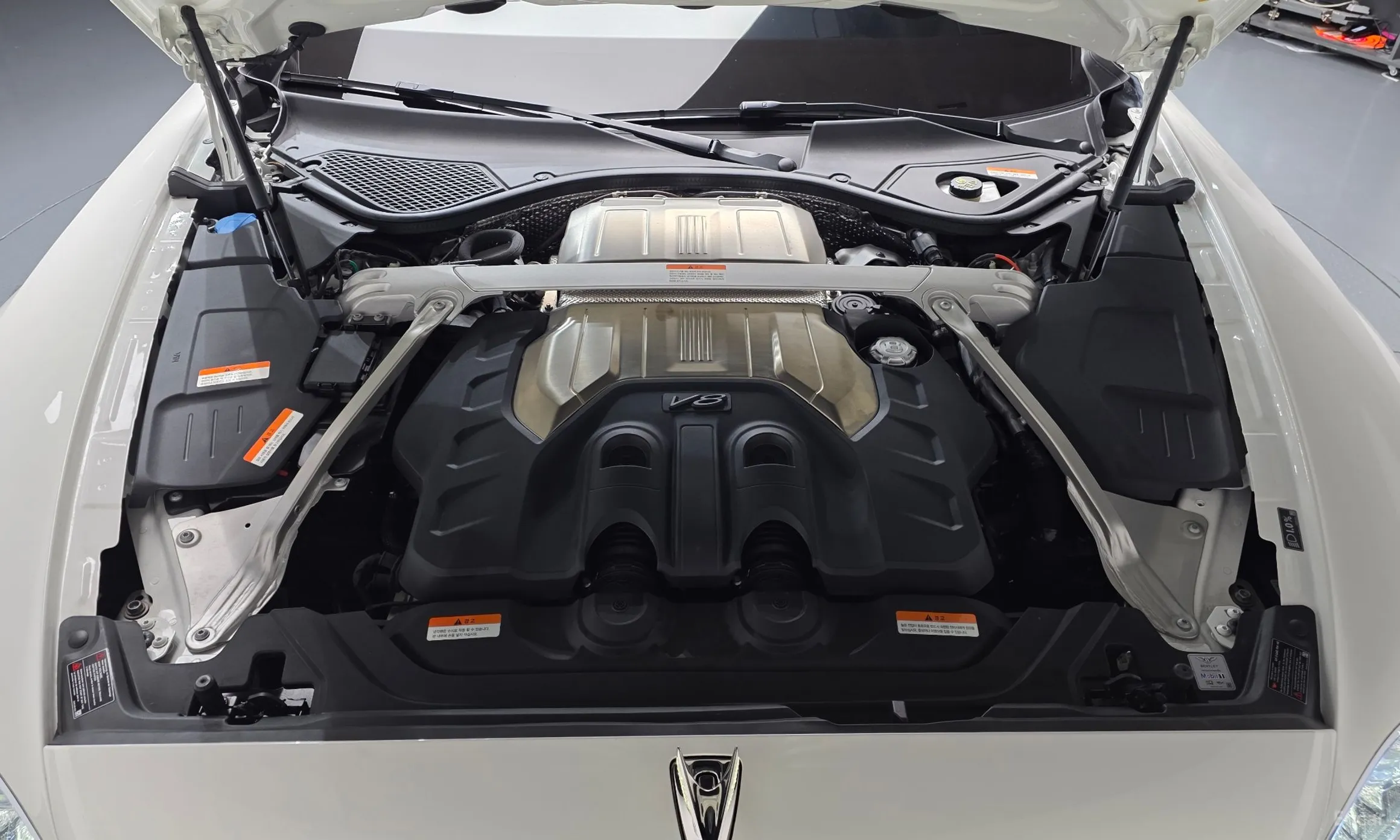 Bentley Flying Spur 3rd Generation превью 6