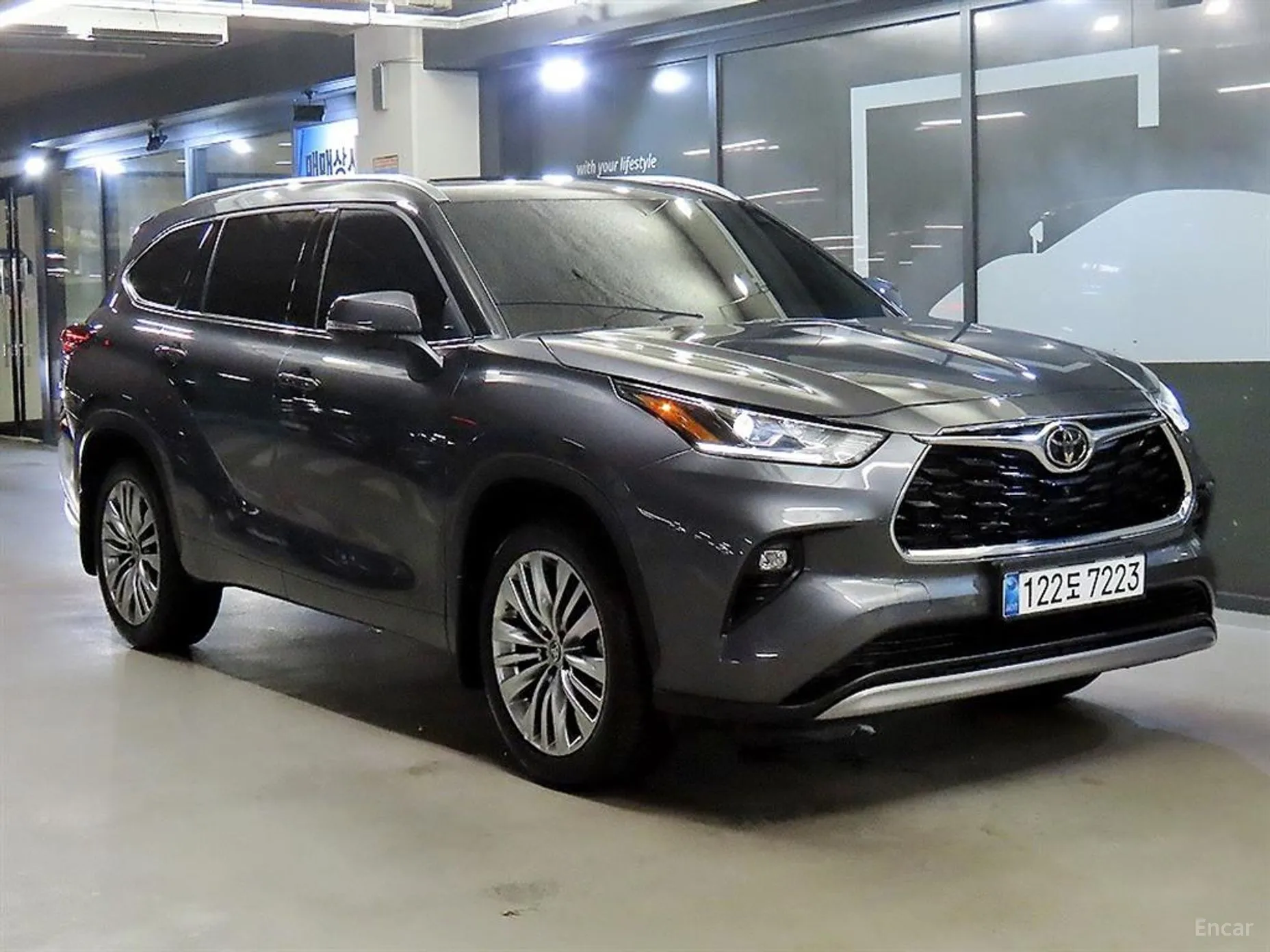 Toyota Highlander 4th generation превью 3