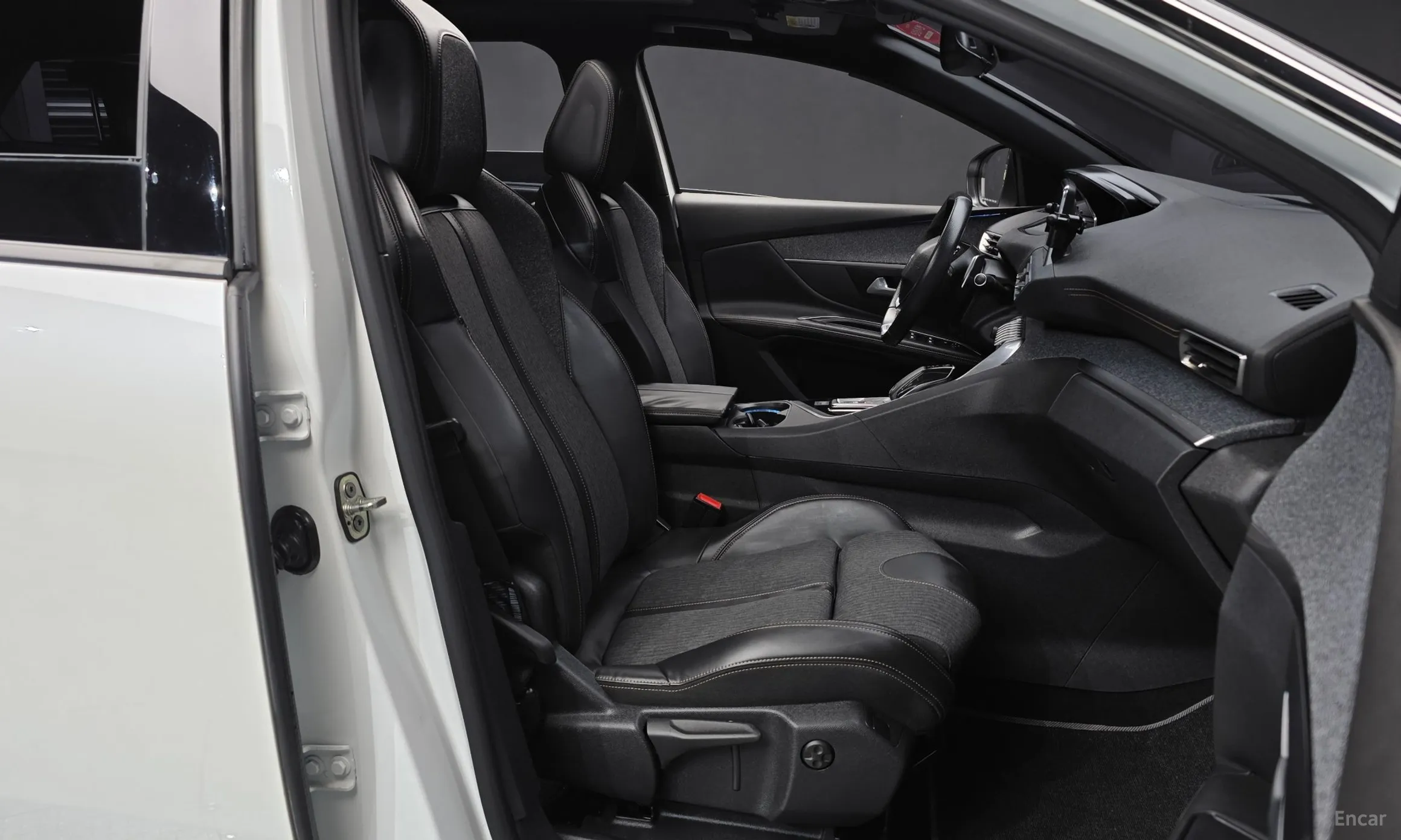Peugeot 5008 2nd generation превью 11