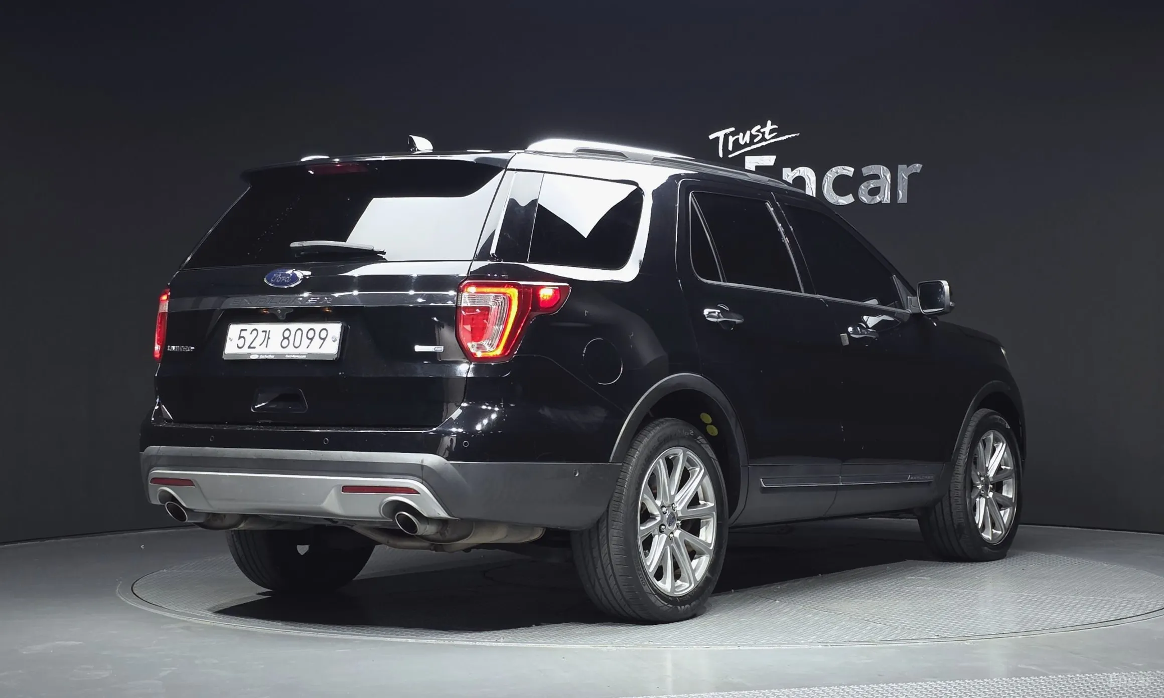 Ford Explorer превью 2