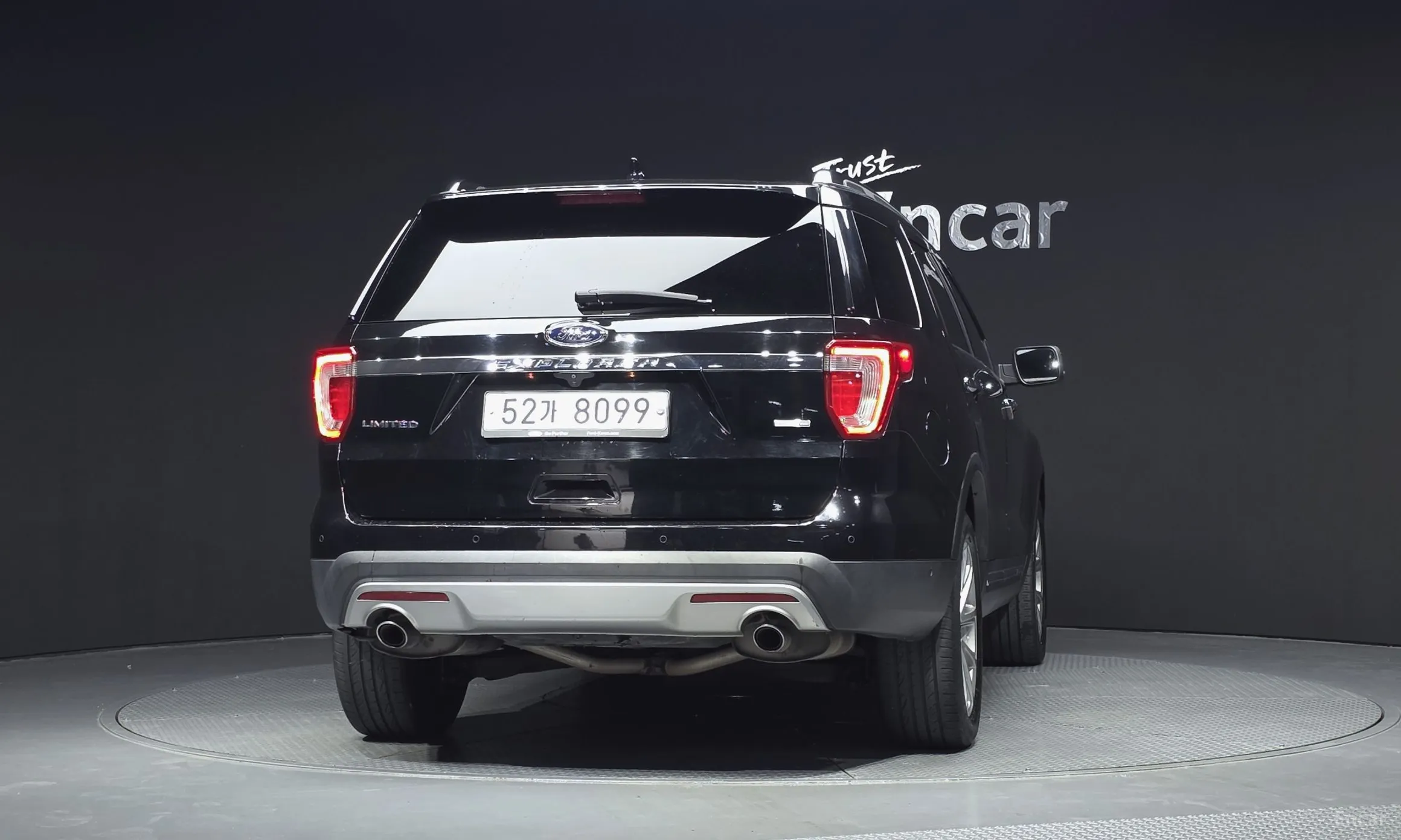 Ford Explorer превью 4