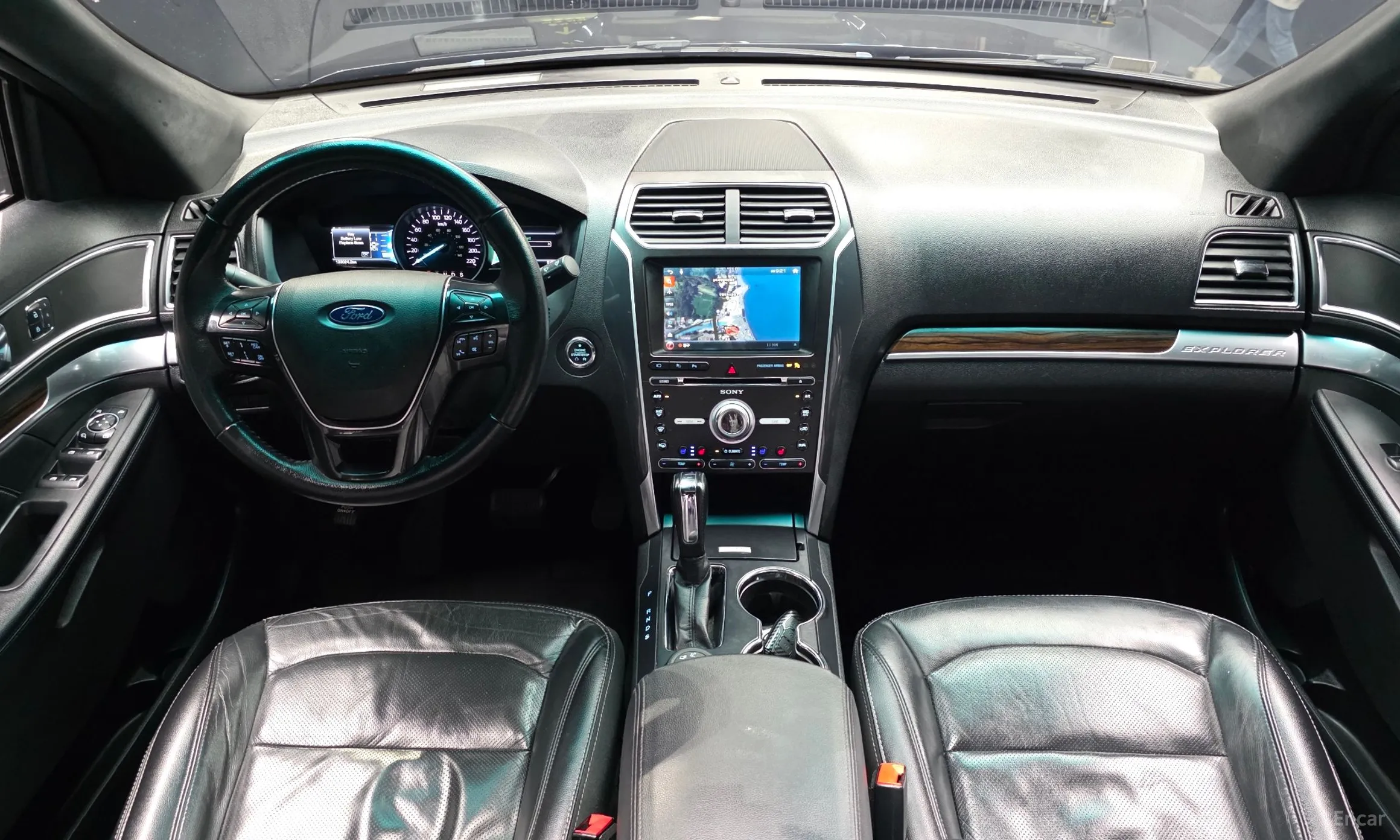 Ford Explorer превью 7