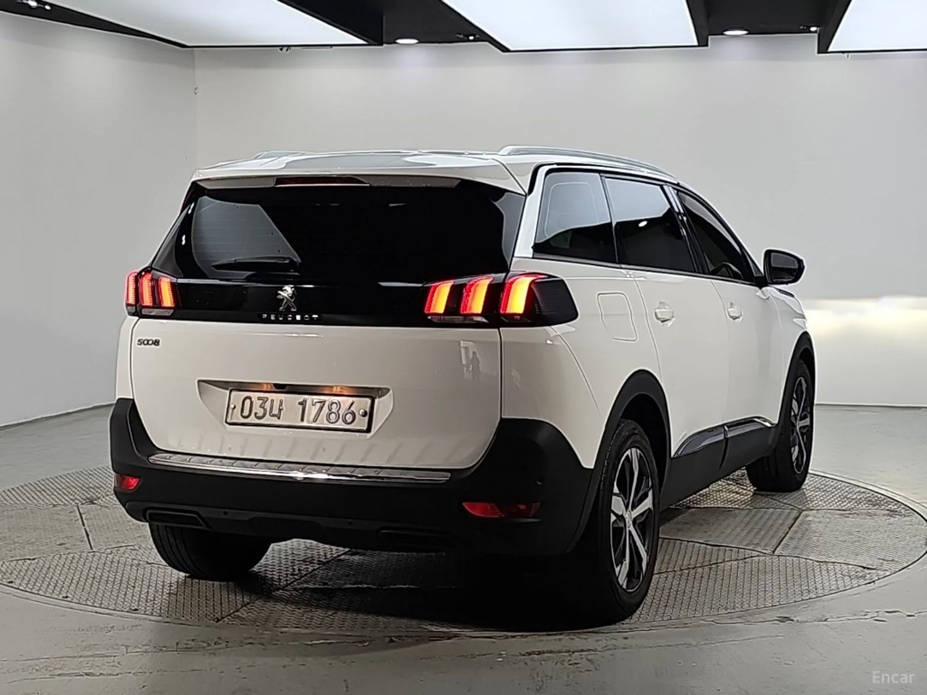 Peugeot 5008 2nd generation превью 4