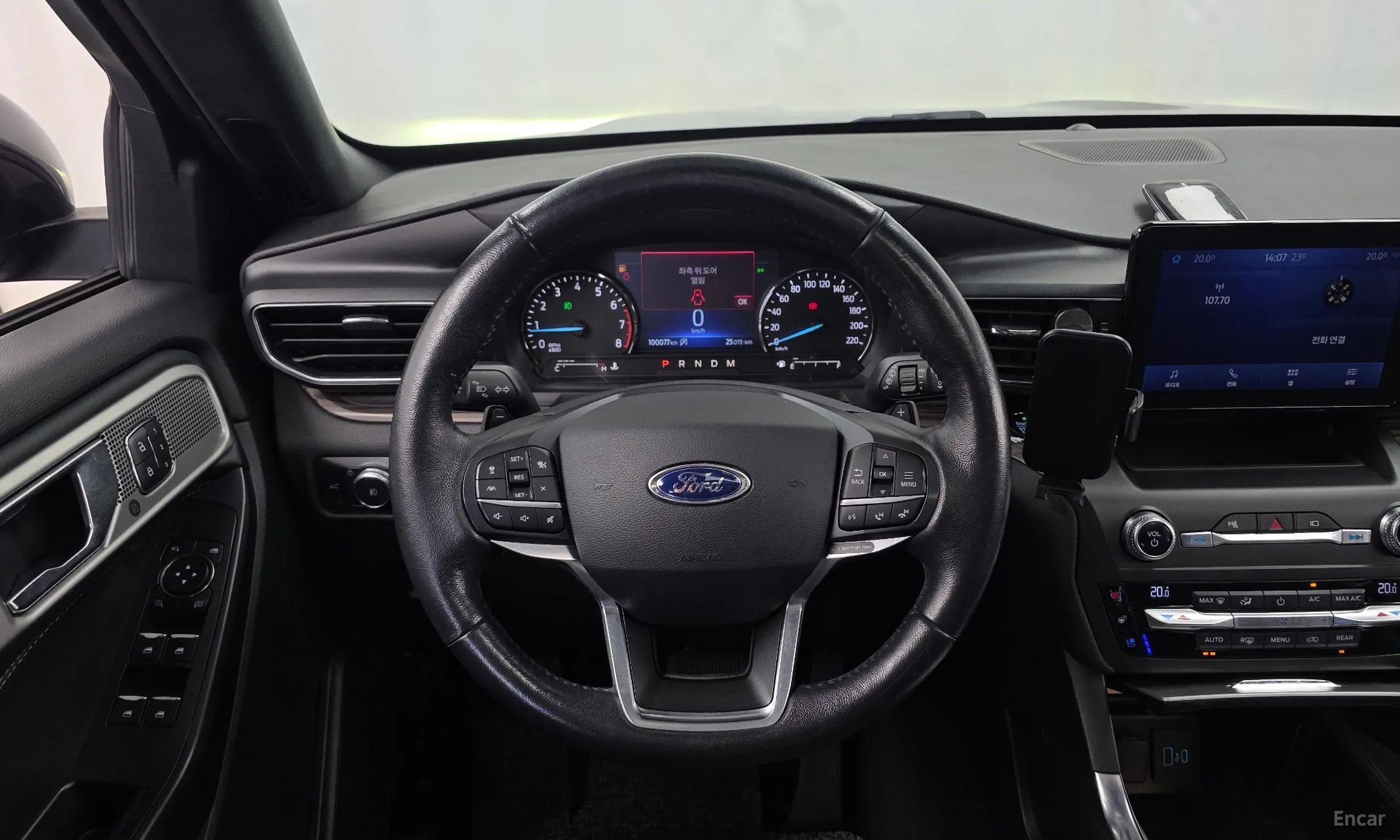 Ford Explorer 6th Generation превью 13