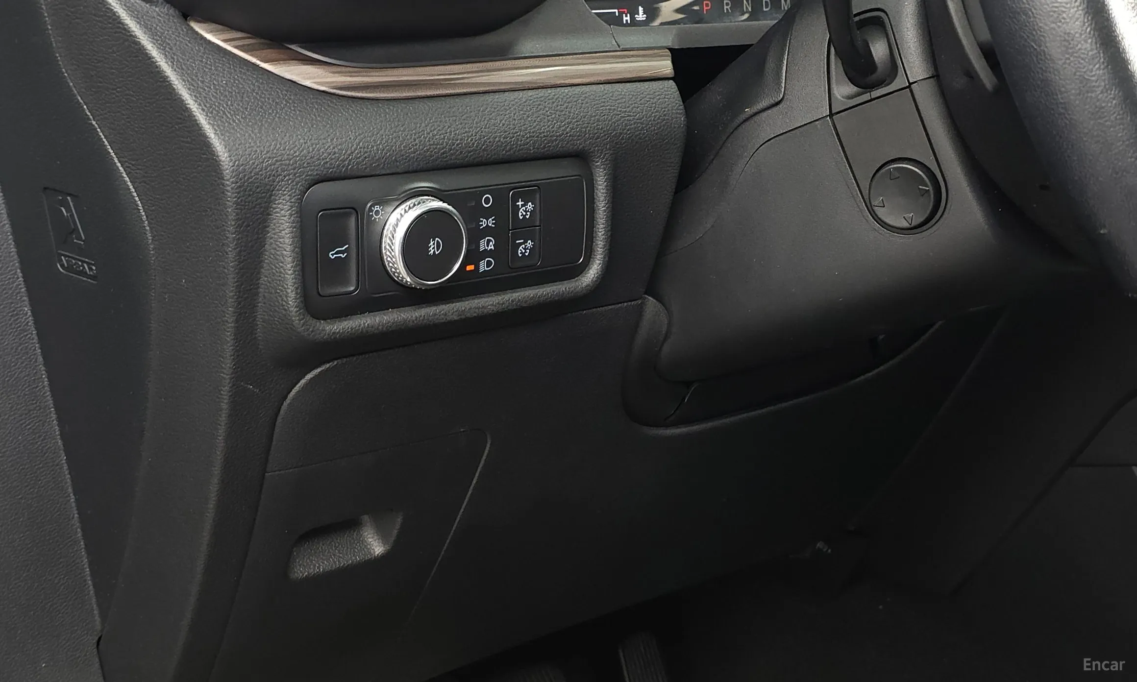Ford Explorer 6th Generation превью 17