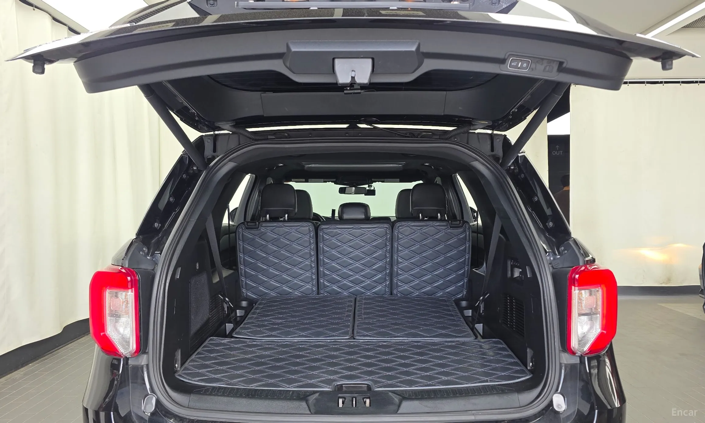 Ford Explorer 6th Generation превью 20