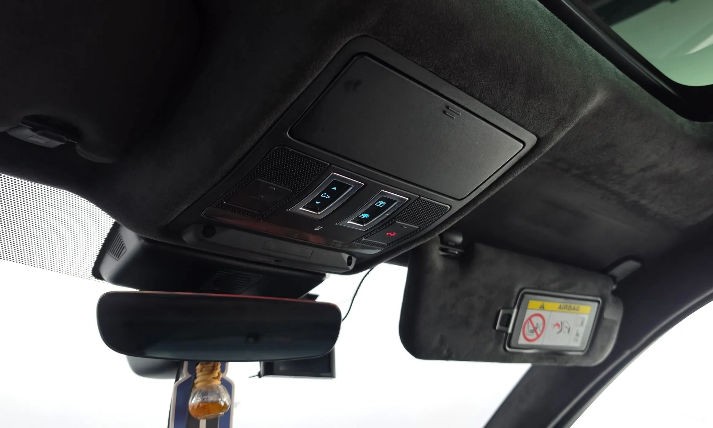 Jaguar F-PACE превью 20