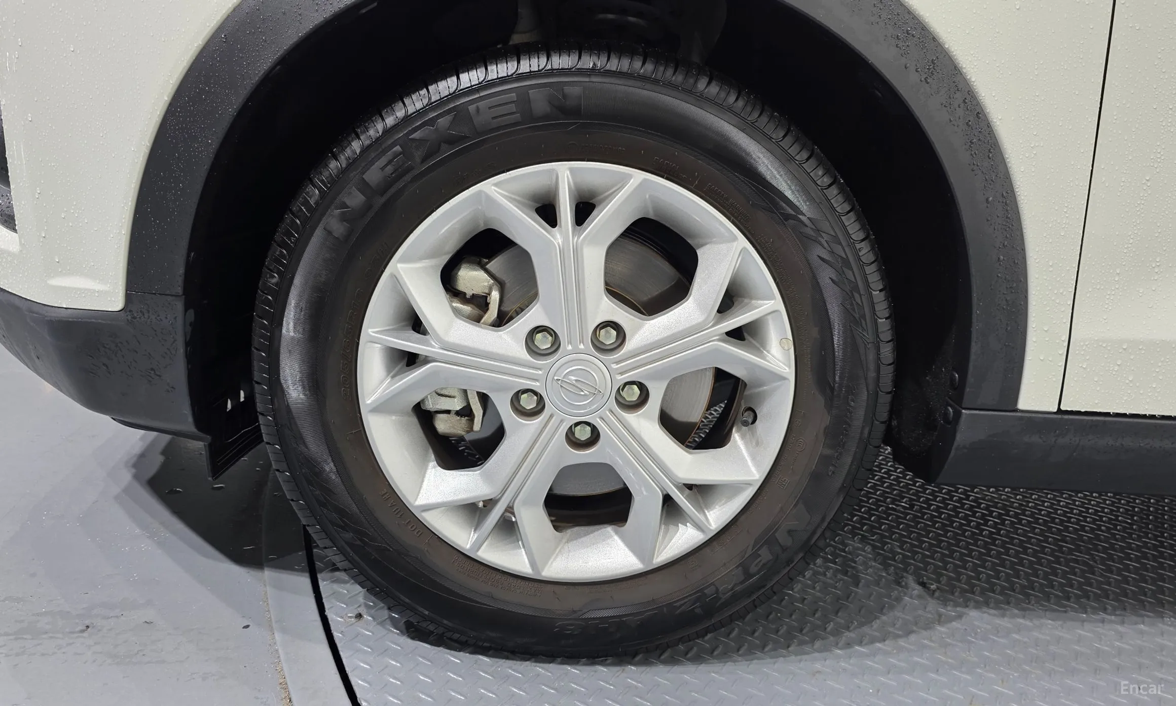 KG Mobility (SsangYong) Berry New Tivoli превью 5