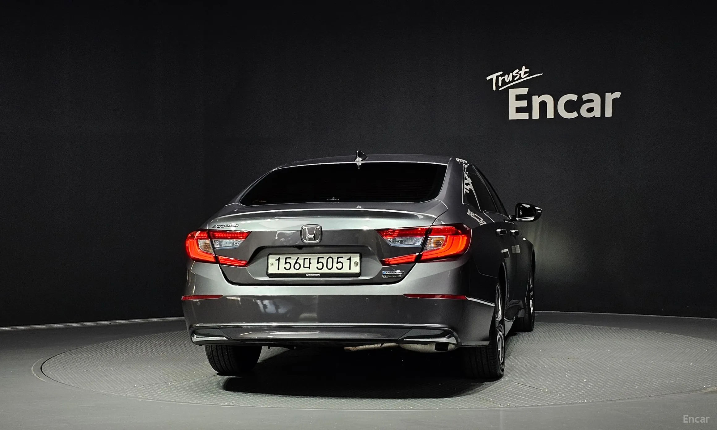 Honda Accord 10th Generation превью 4