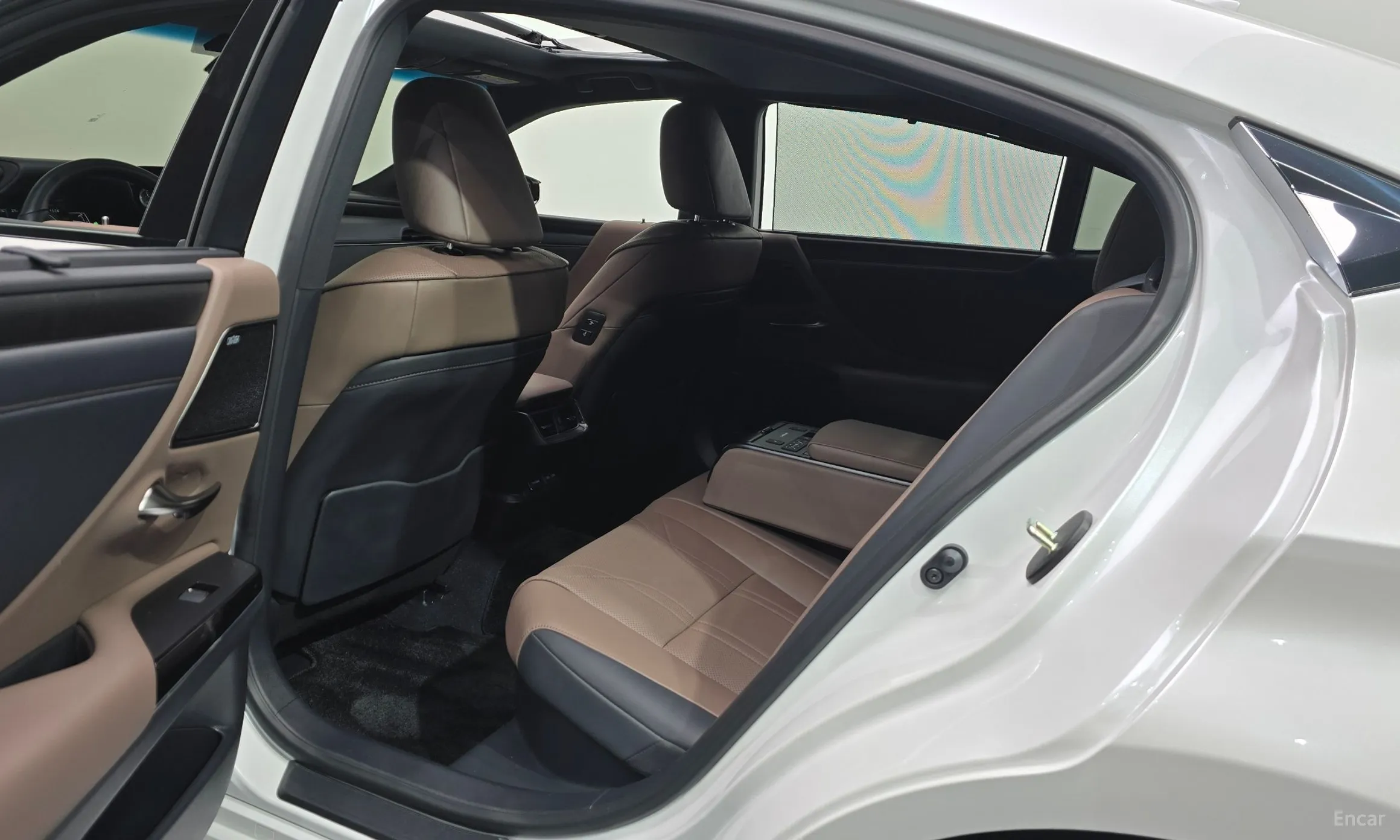 Lexus ES300h 7th Generation превью 11