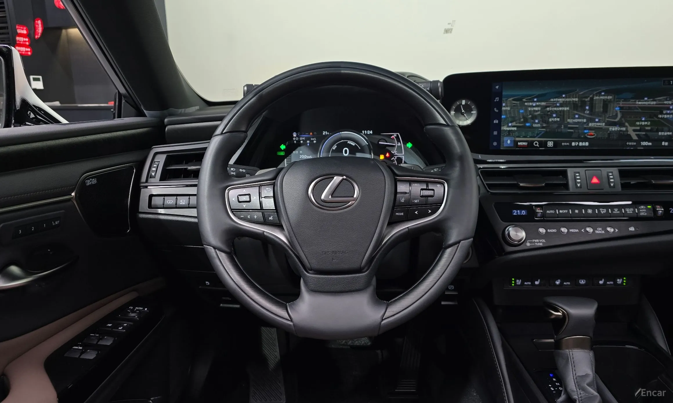 Lexus ES300h 7th Generation превью 12