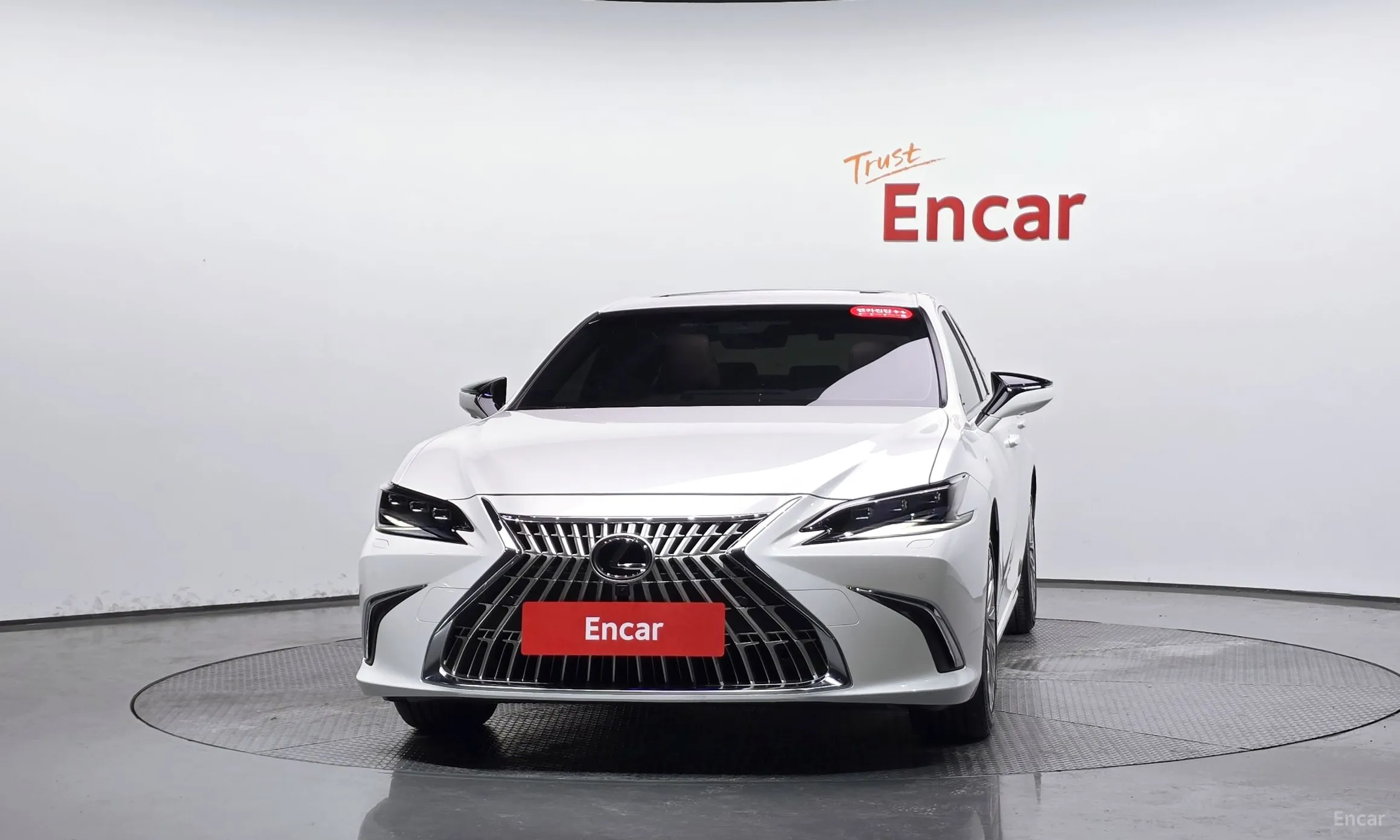 Lexus ES300h 7th Generation превью 3