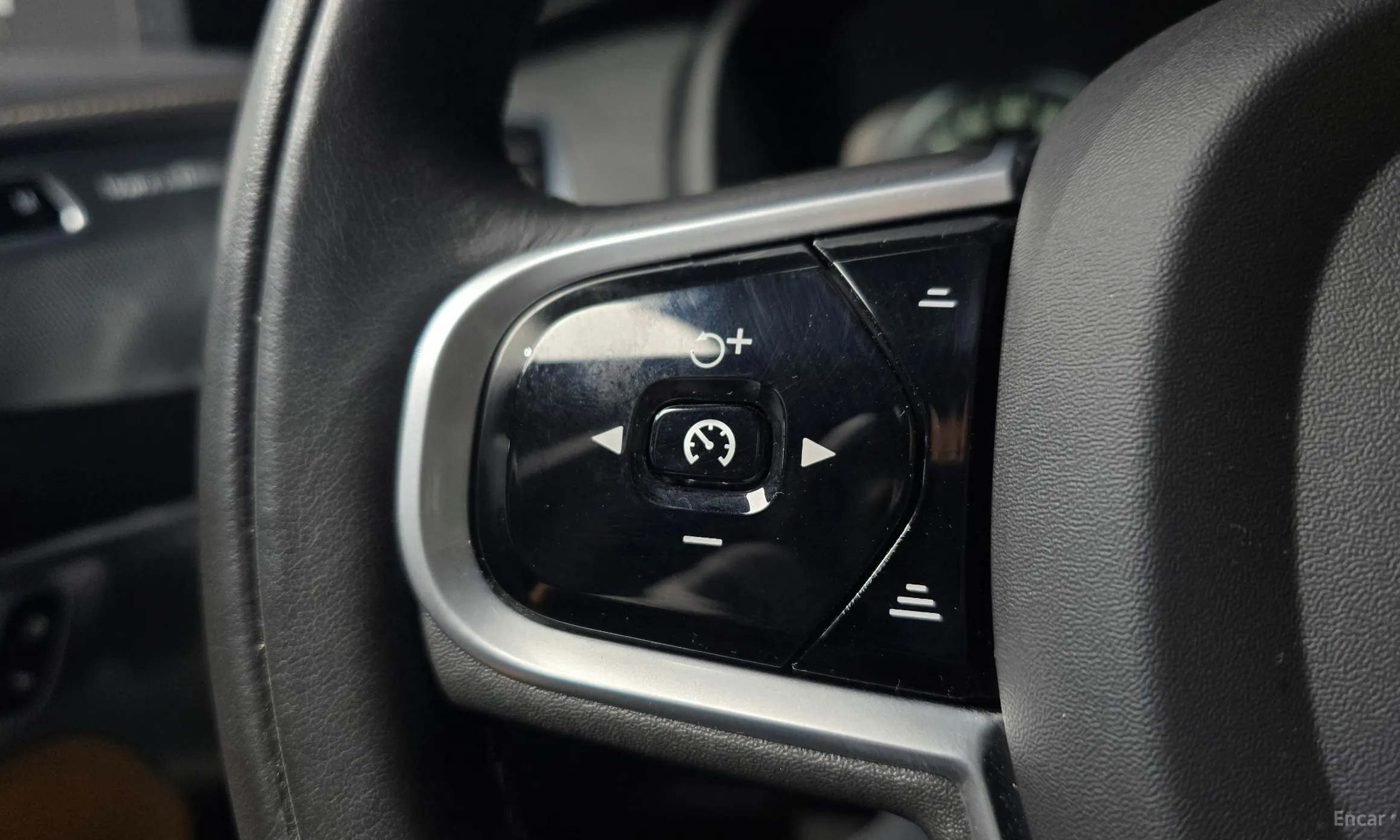 Volvo XC90 Gen 2 превью 14