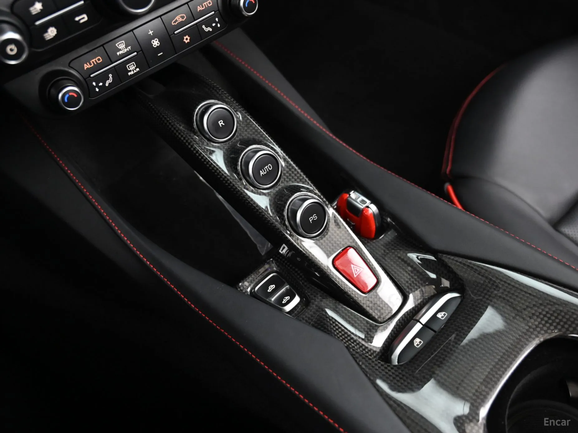 Ferrari Portofino превью 9