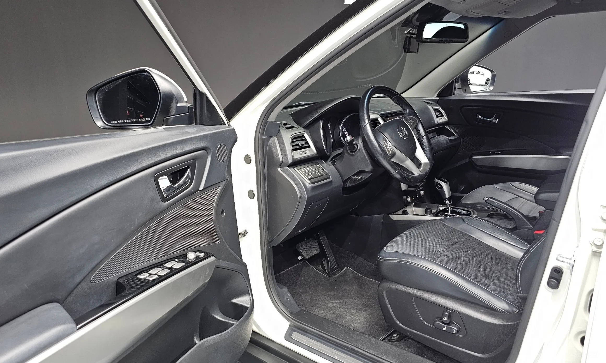 KG Mobility (SsangYong) Tivoli, Lazio превью 10