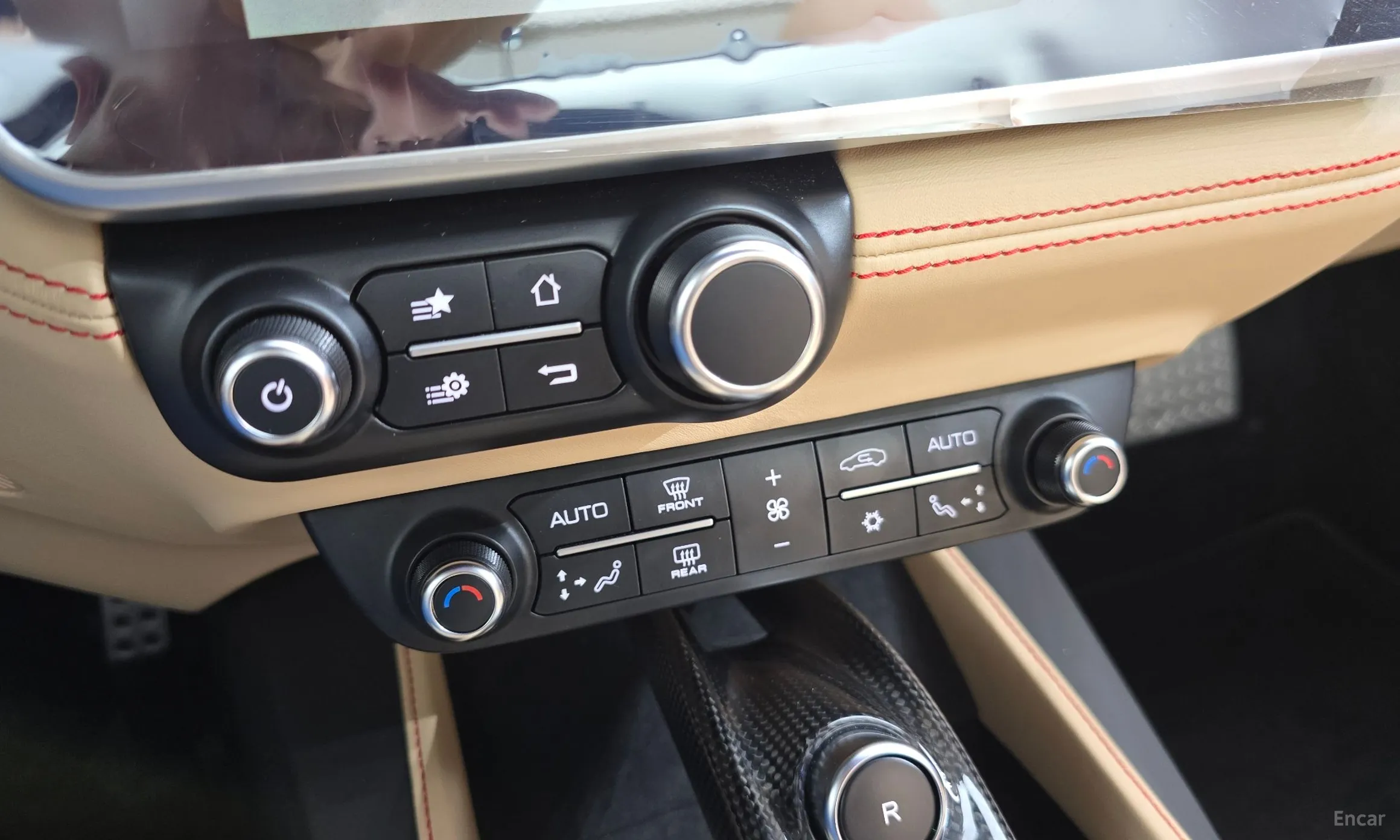 Ferrari Portofino превью 17