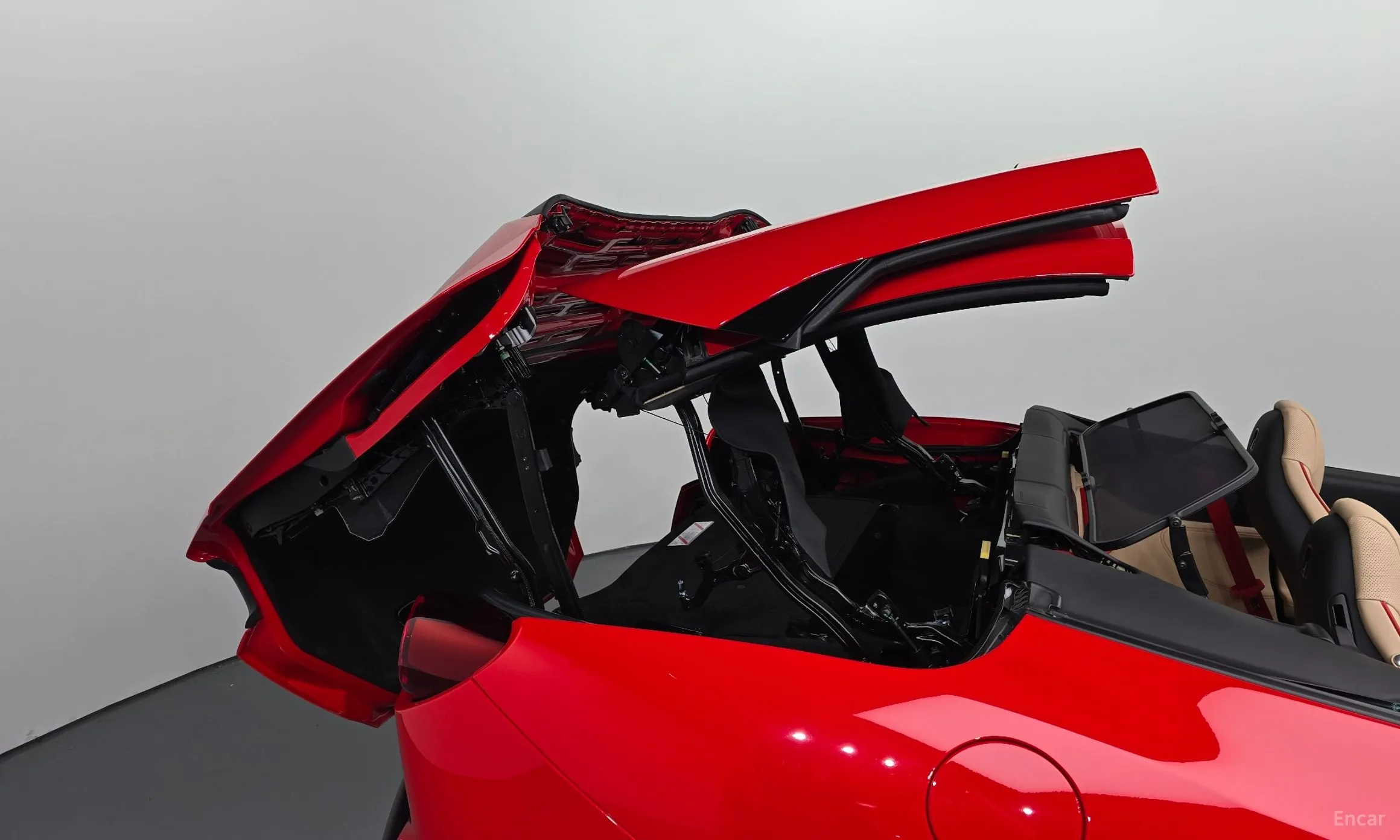 Ferrari Portofino превью 19