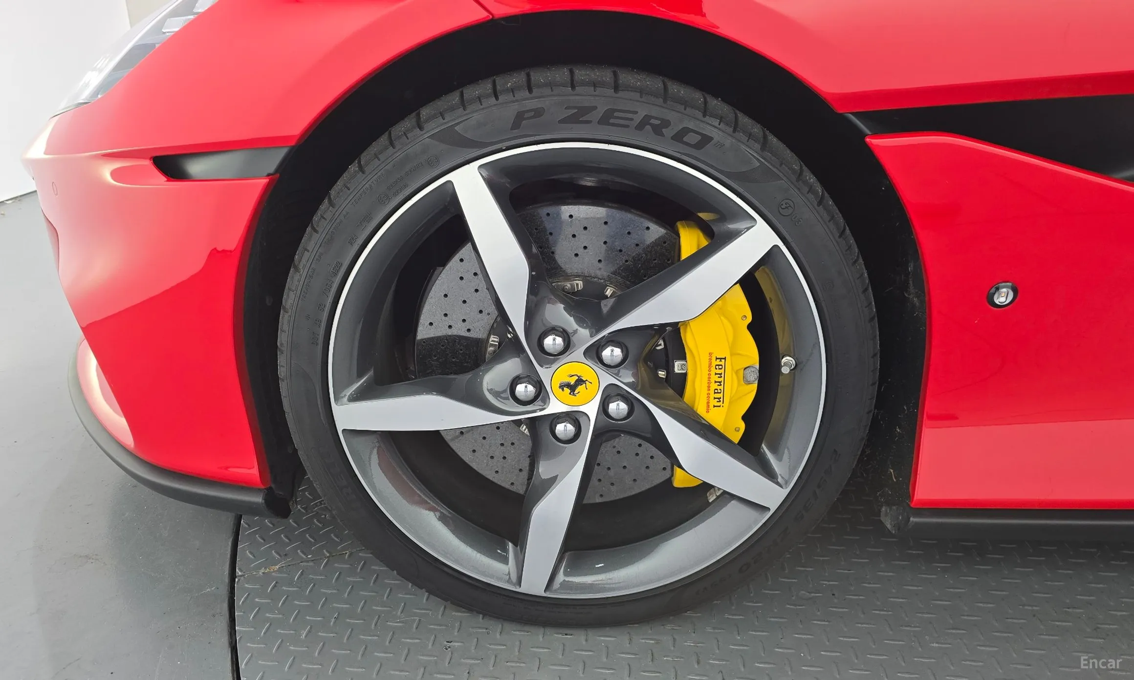 Ferrari Portofino превью 5