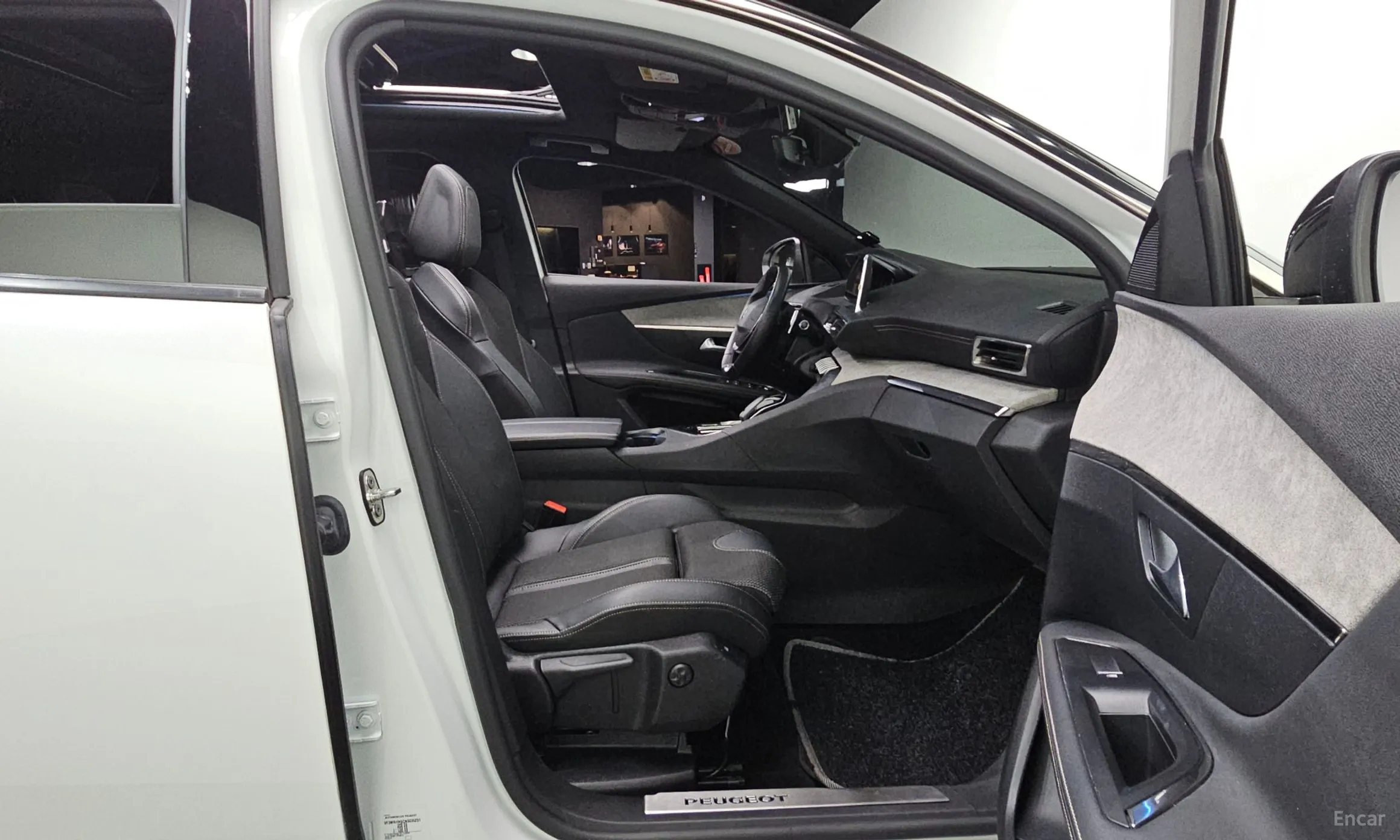Peugeot 3008 2nd generation превью 12