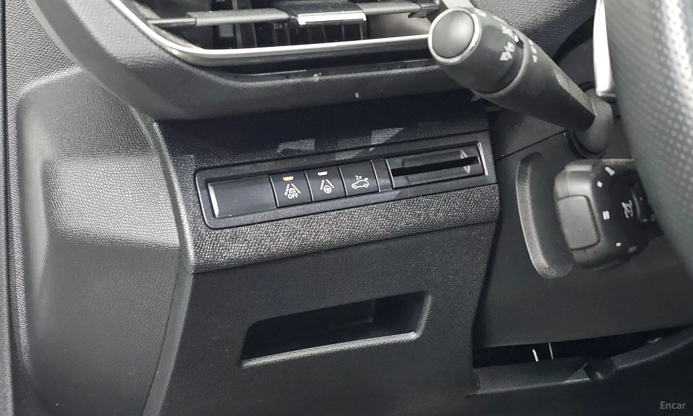 Peugeot 3008 2nd generation превью 14