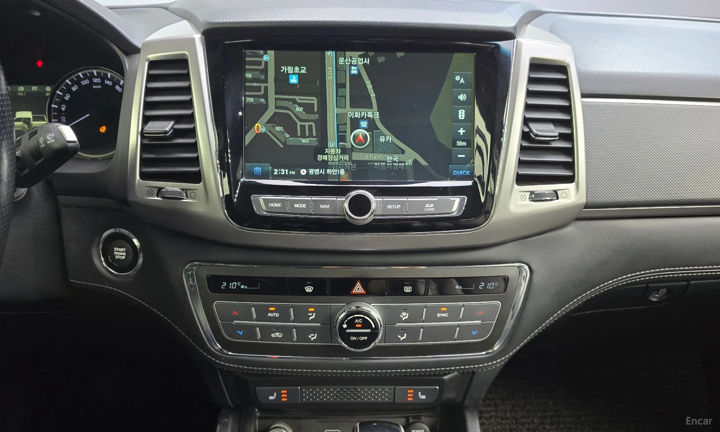 KG Mobility (SsangYong) Rexton Sports превью 12