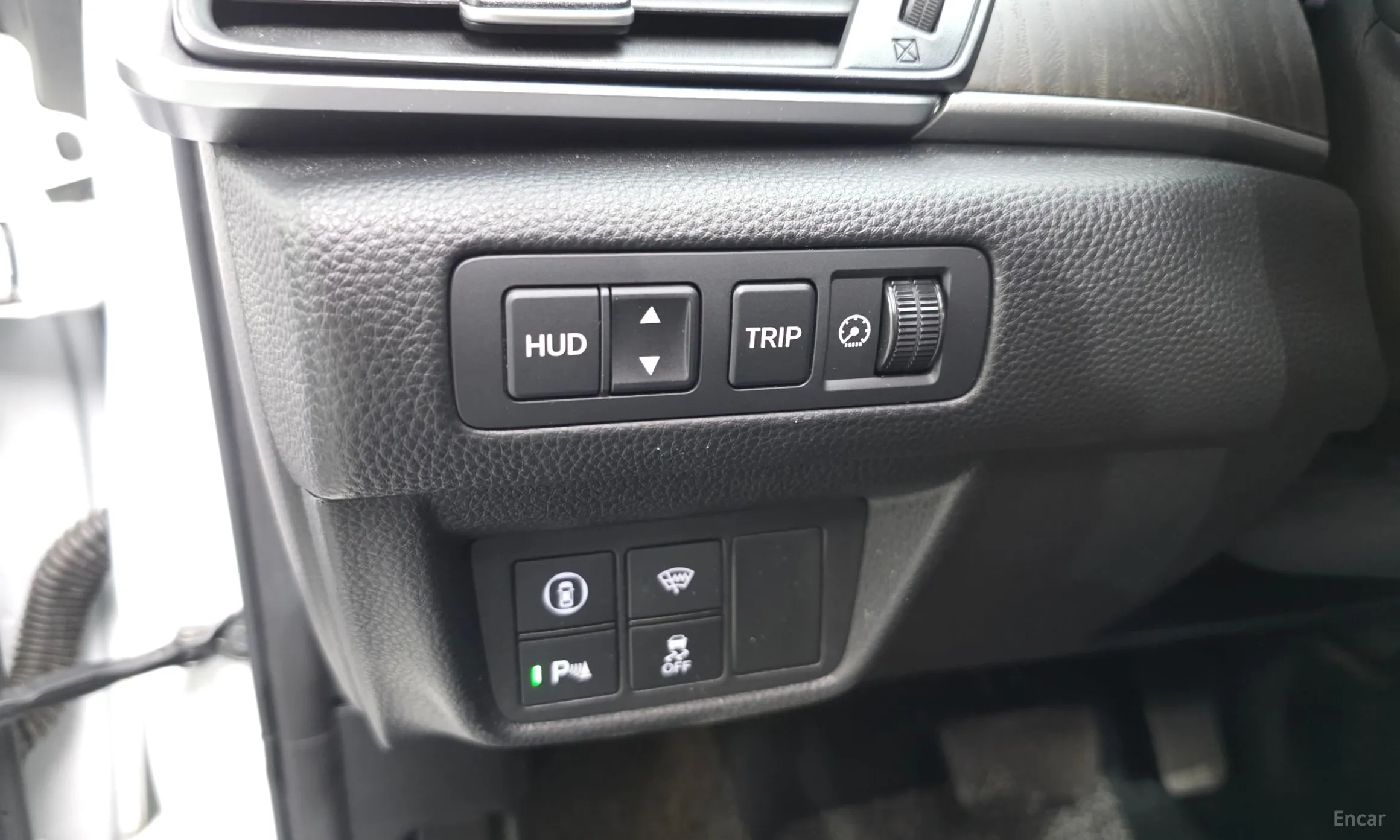 Honda Accord 10th Generation превью 19
