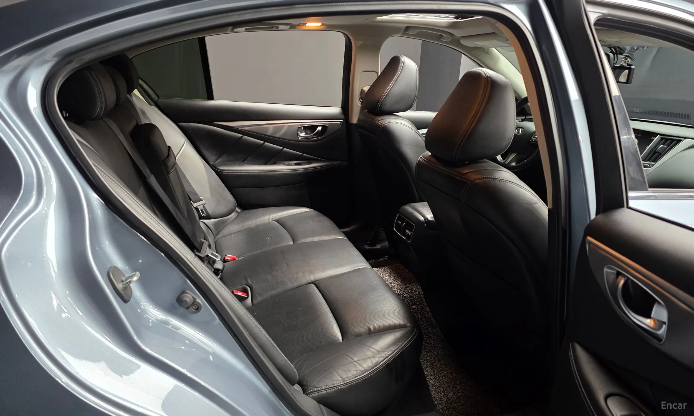 Infiniti Q50 превью 12