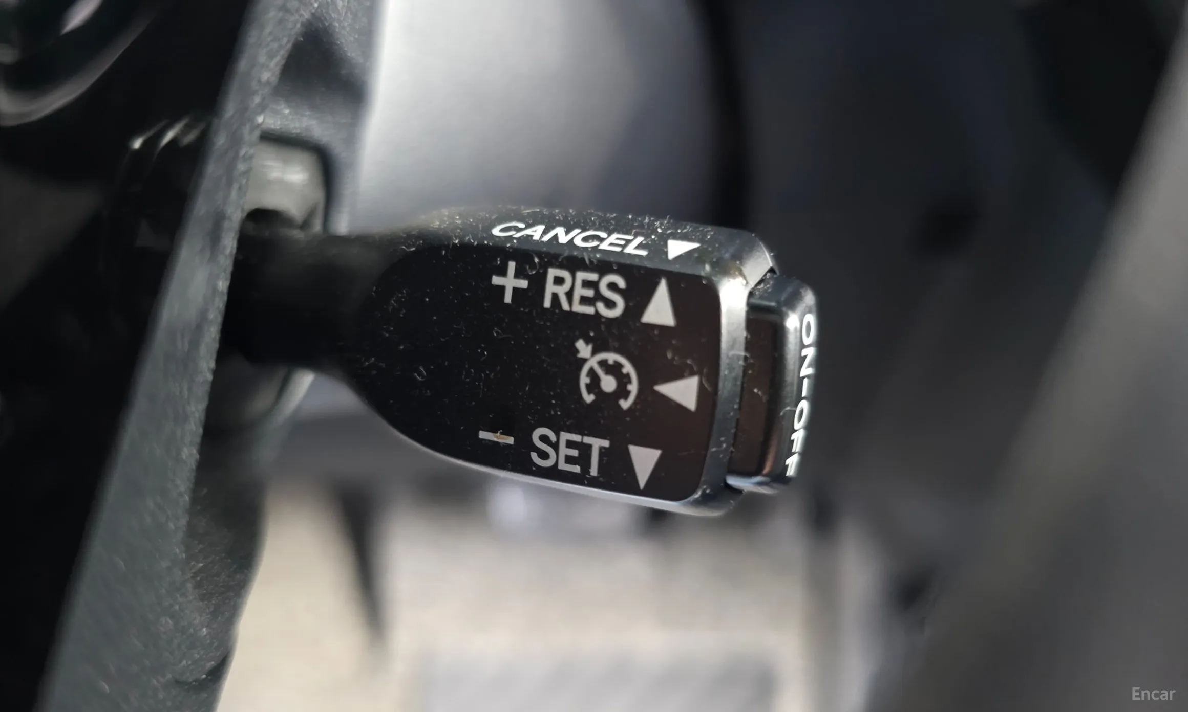 Toyota Prius C превью 18