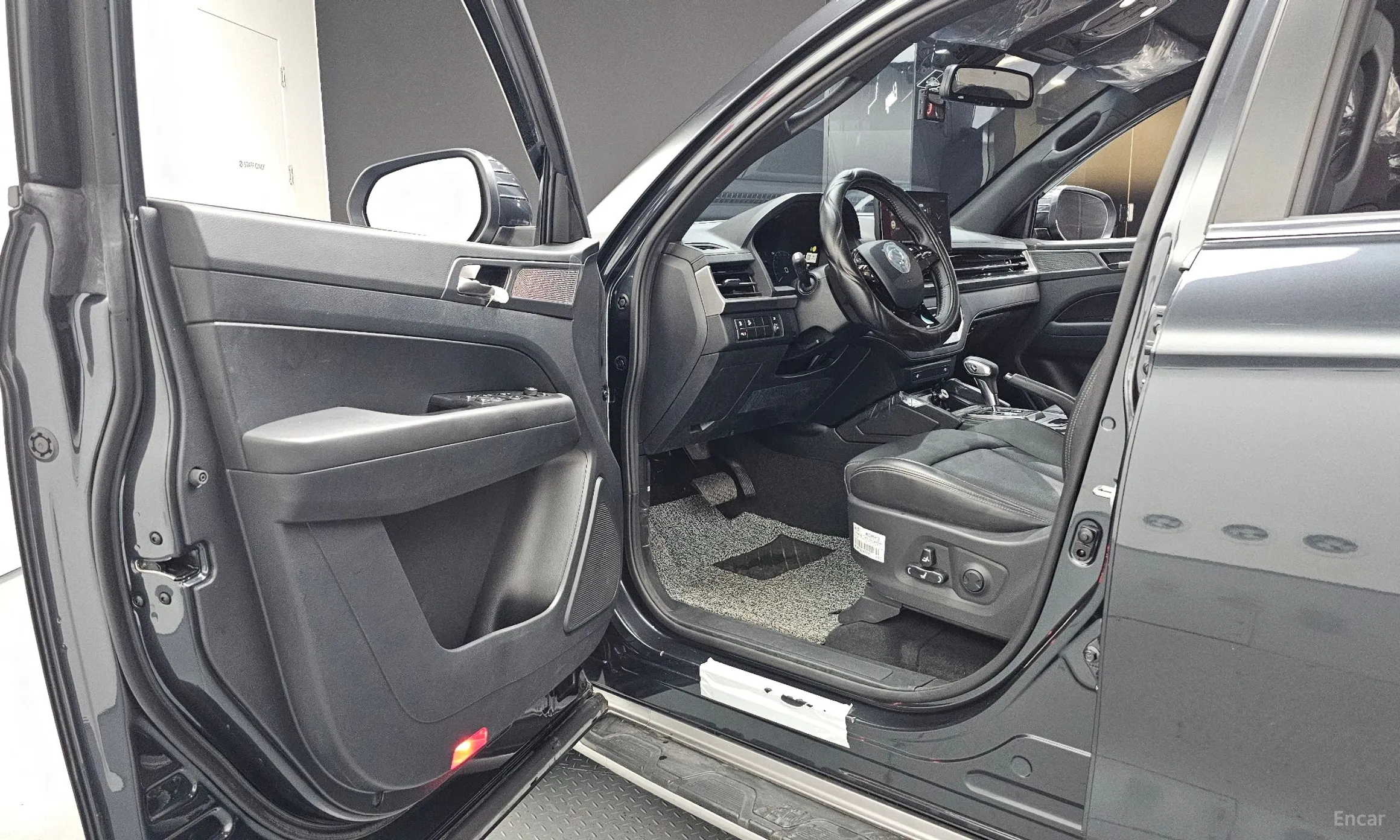 KG Mobility (SsangYong) Rexton Sports превью 10