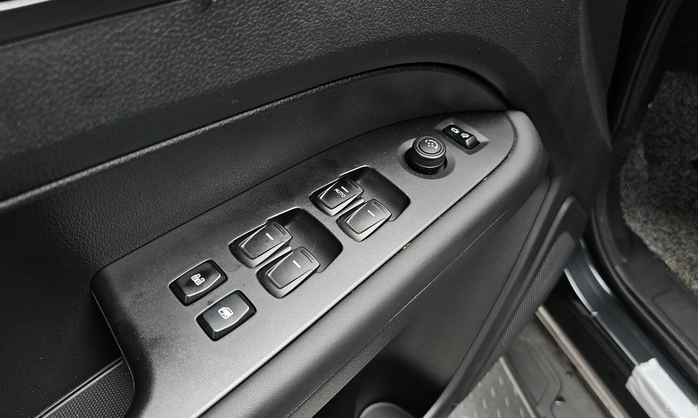 KG Mobility (SsangYong) Rexton Sports превью 19