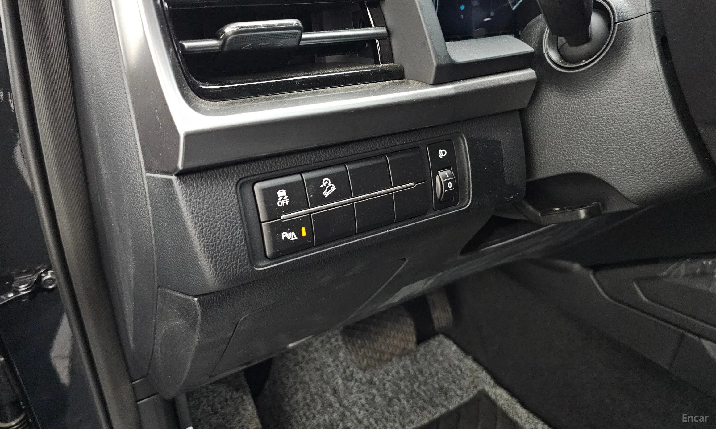 KG Mobility (SsangYong) Rexton Sports превью 20