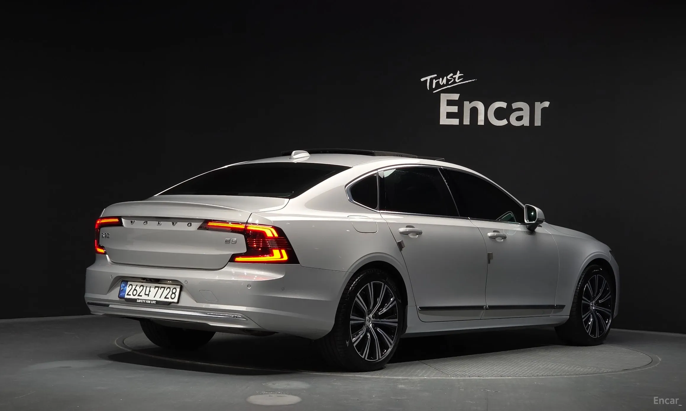 Volvo S90 превью 2
