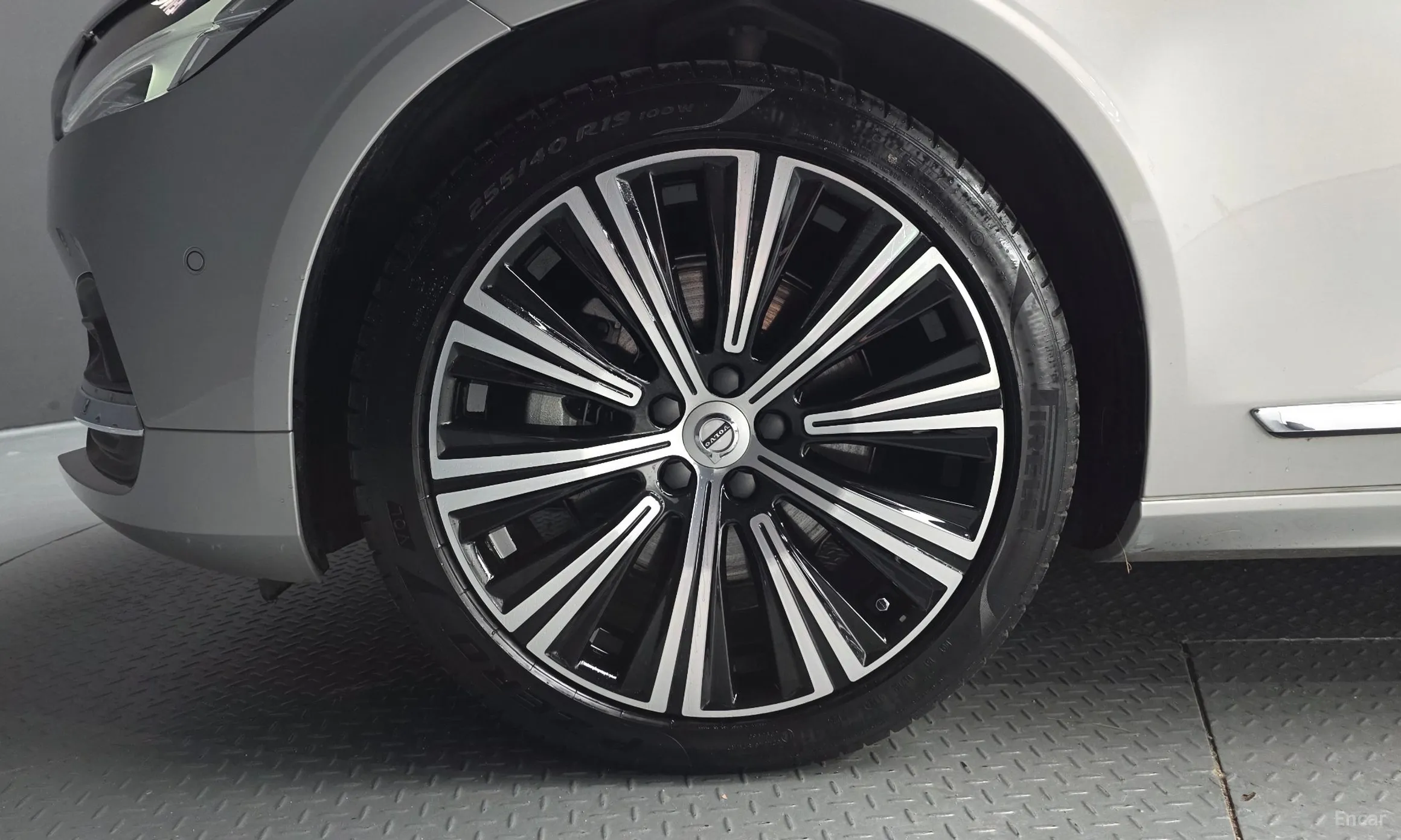 Volvo S90 превью 5