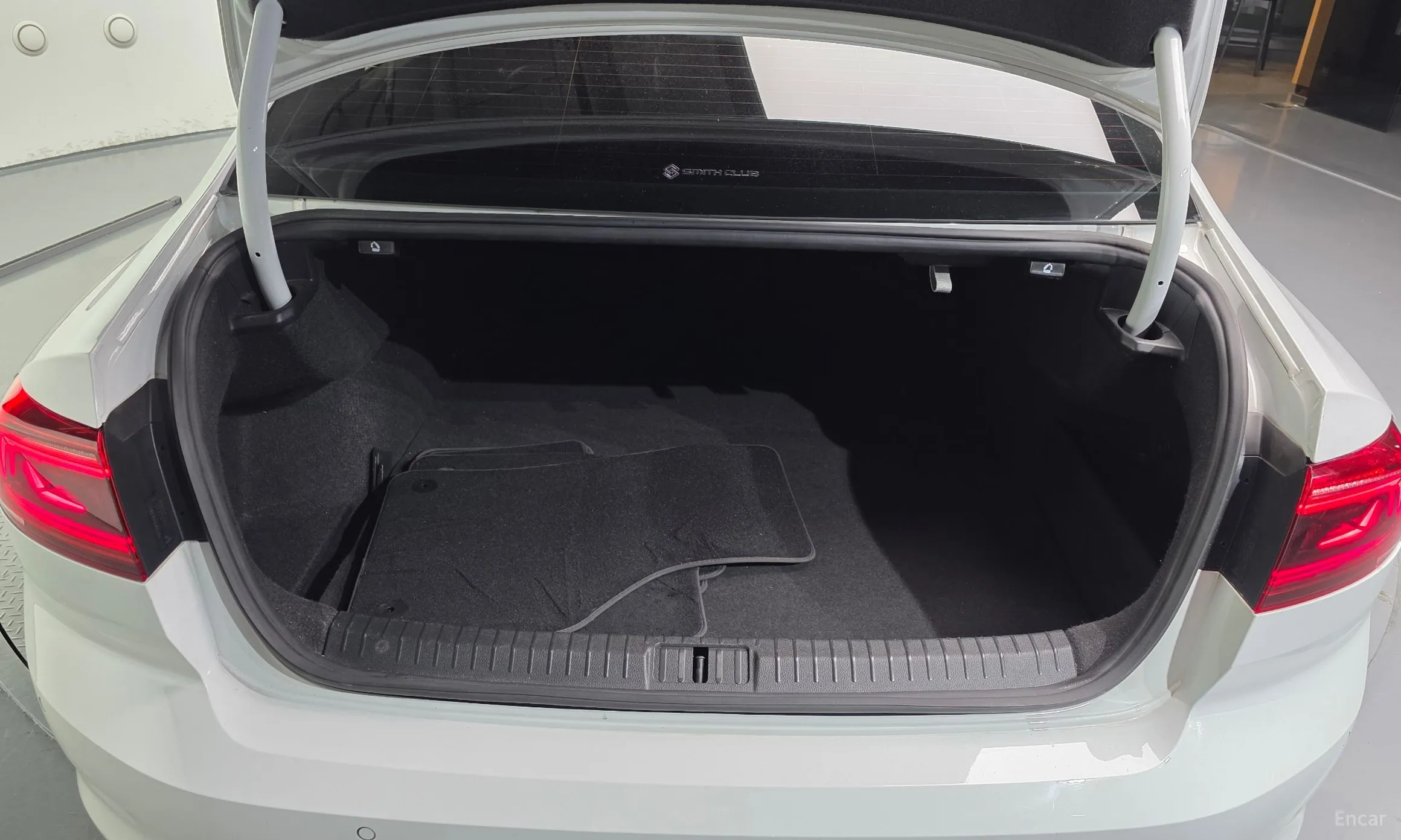 Volkswagen Passat GT (B8) превью 20