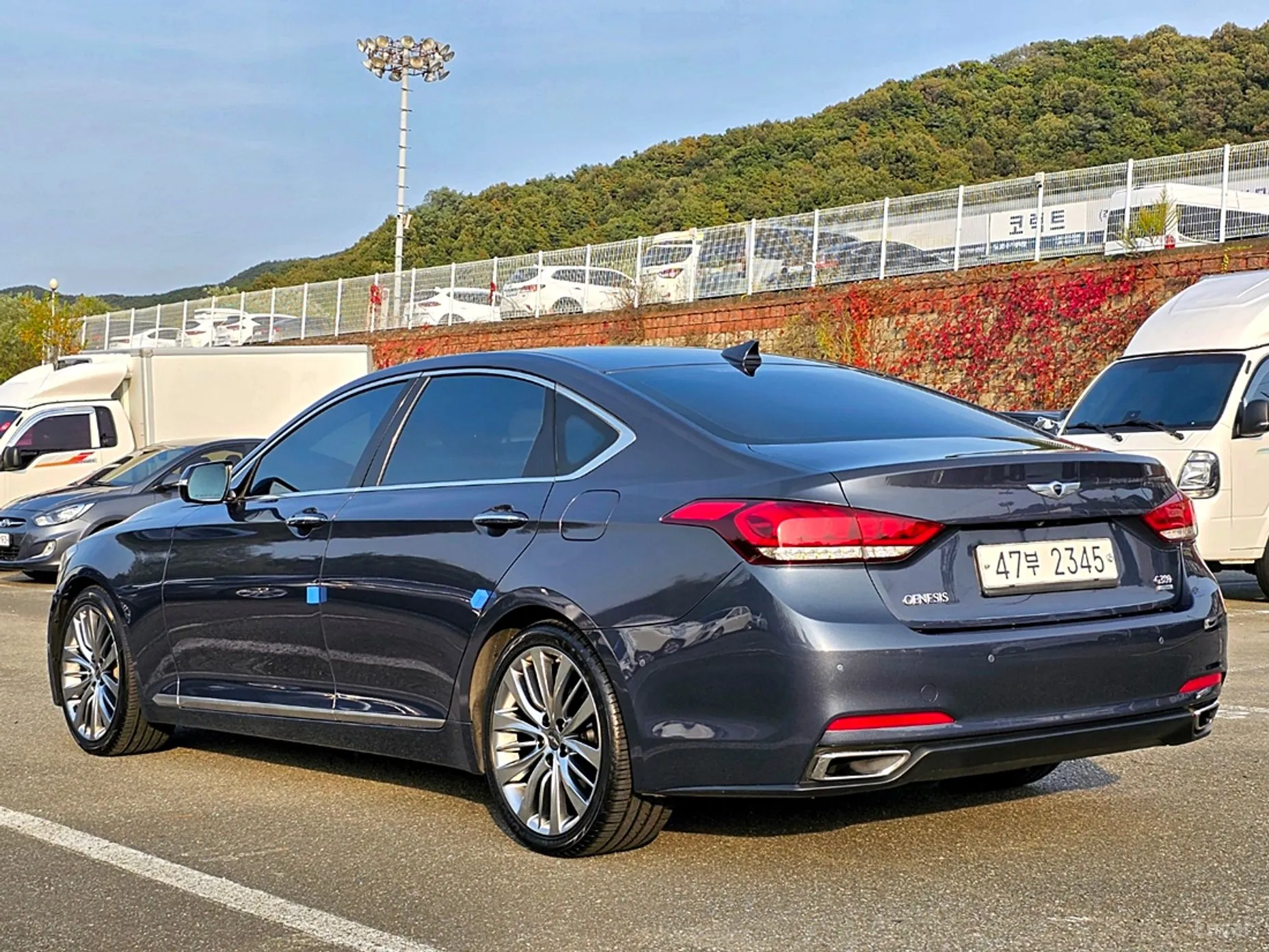 Hyundai Genesis DH превью 18