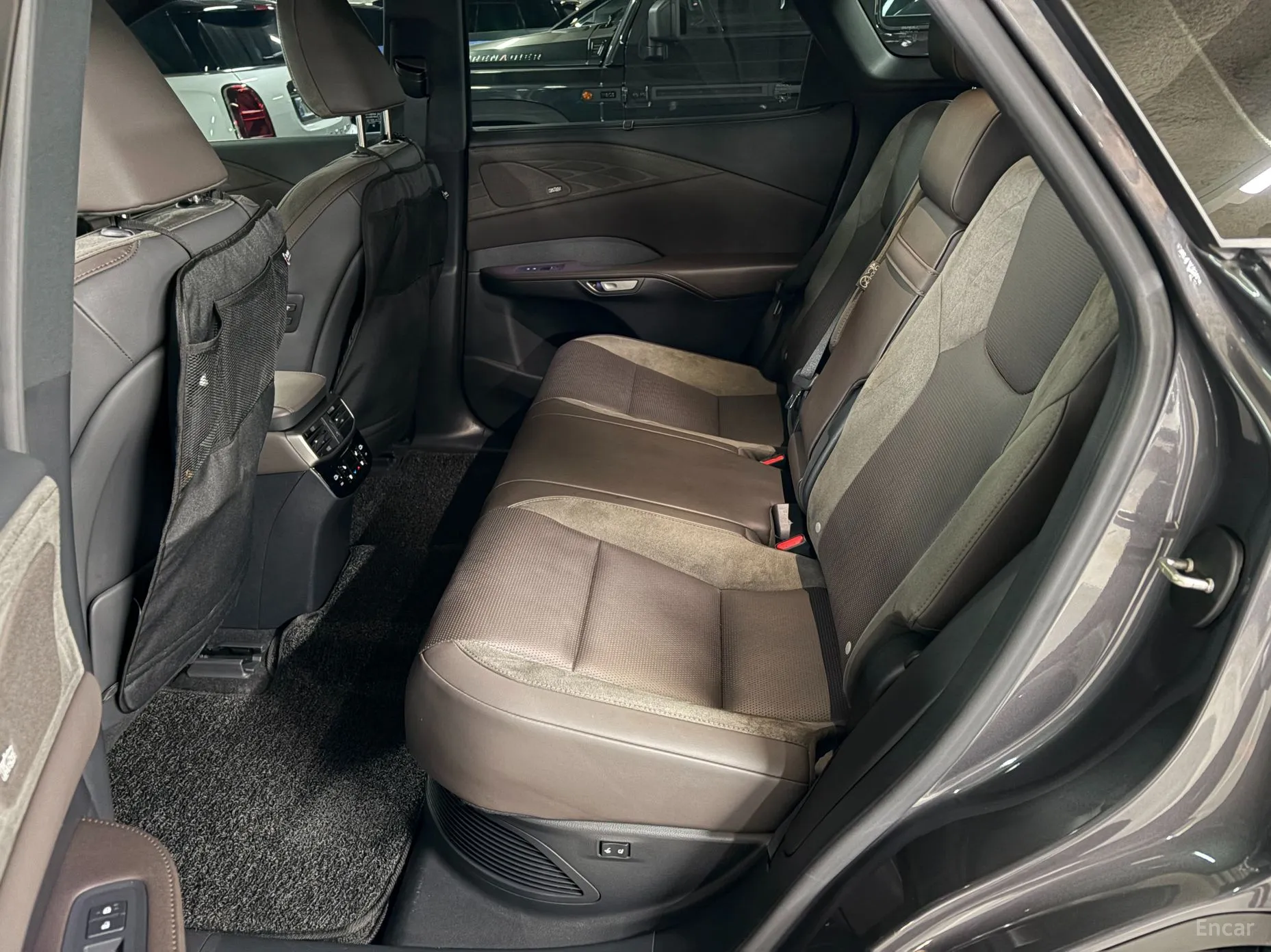 Lexus RX350h 5th Generation превью 8