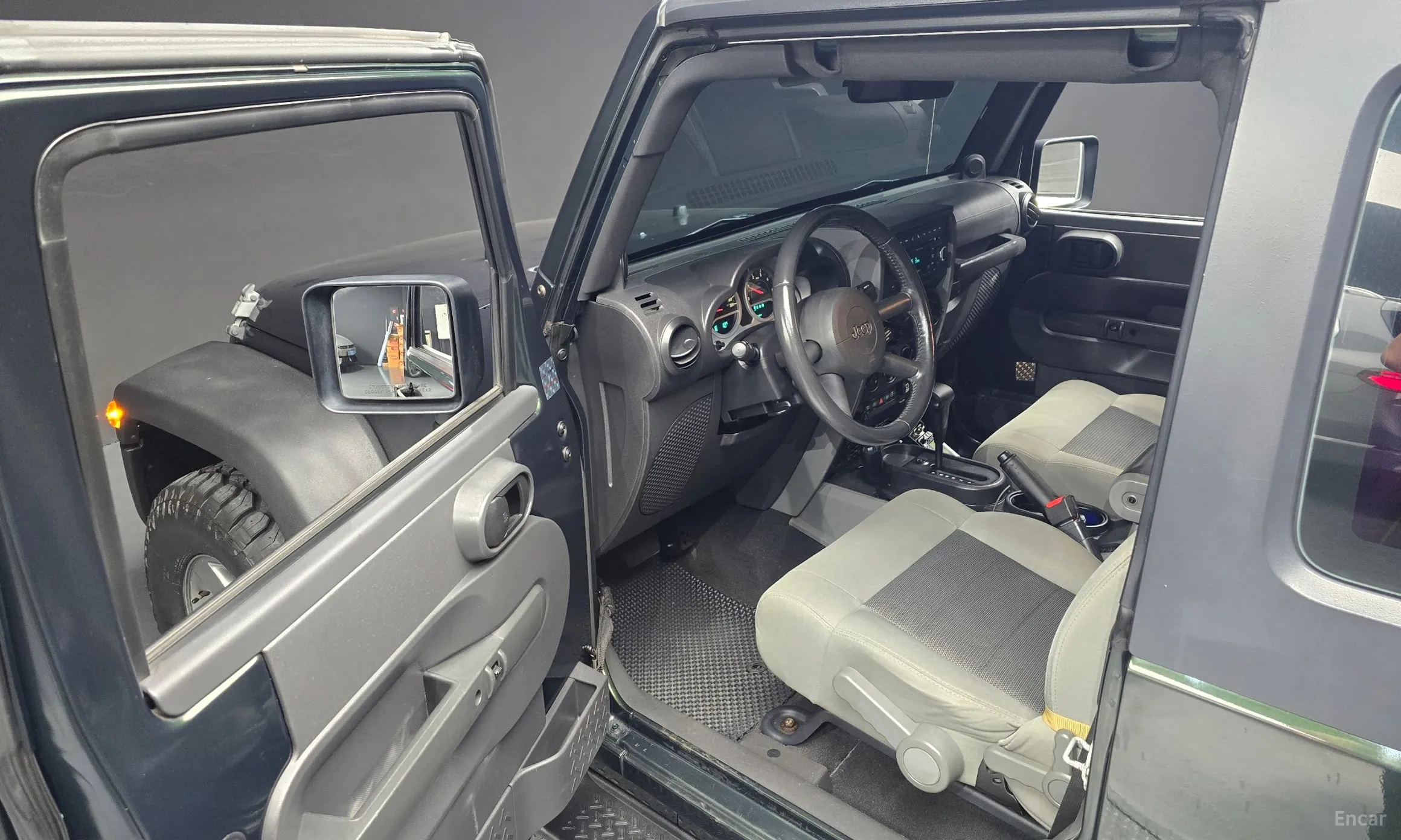 Jeep Wrangler (JK) превью 11