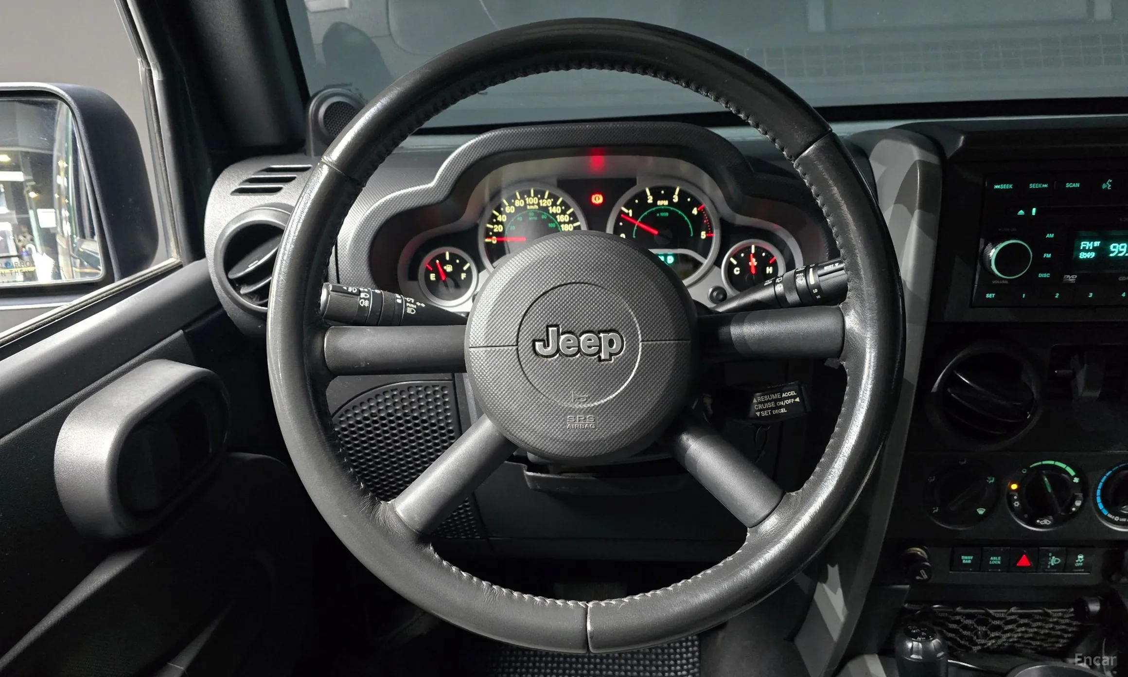 Jeep Wrangler (JK) превью 13