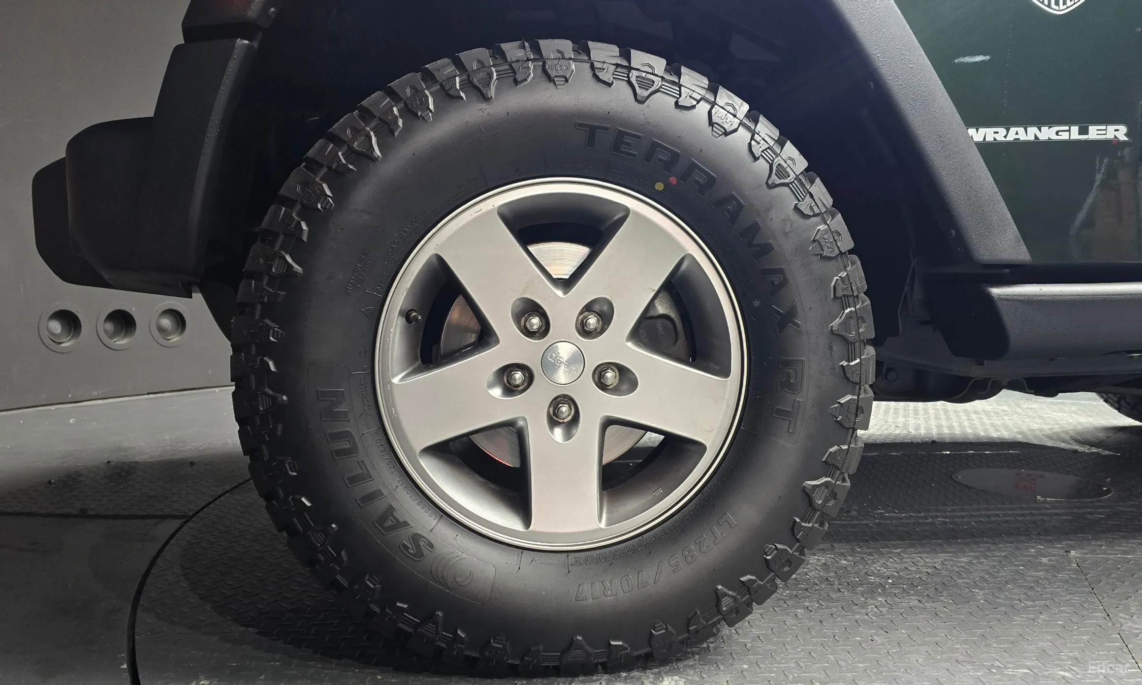 Jeep Wrangler (JK) превью 5