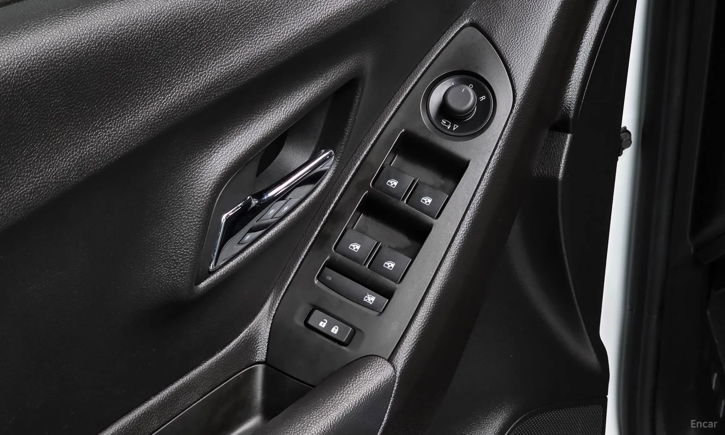Chevrolet (GM Daewoo) Trax превью 16