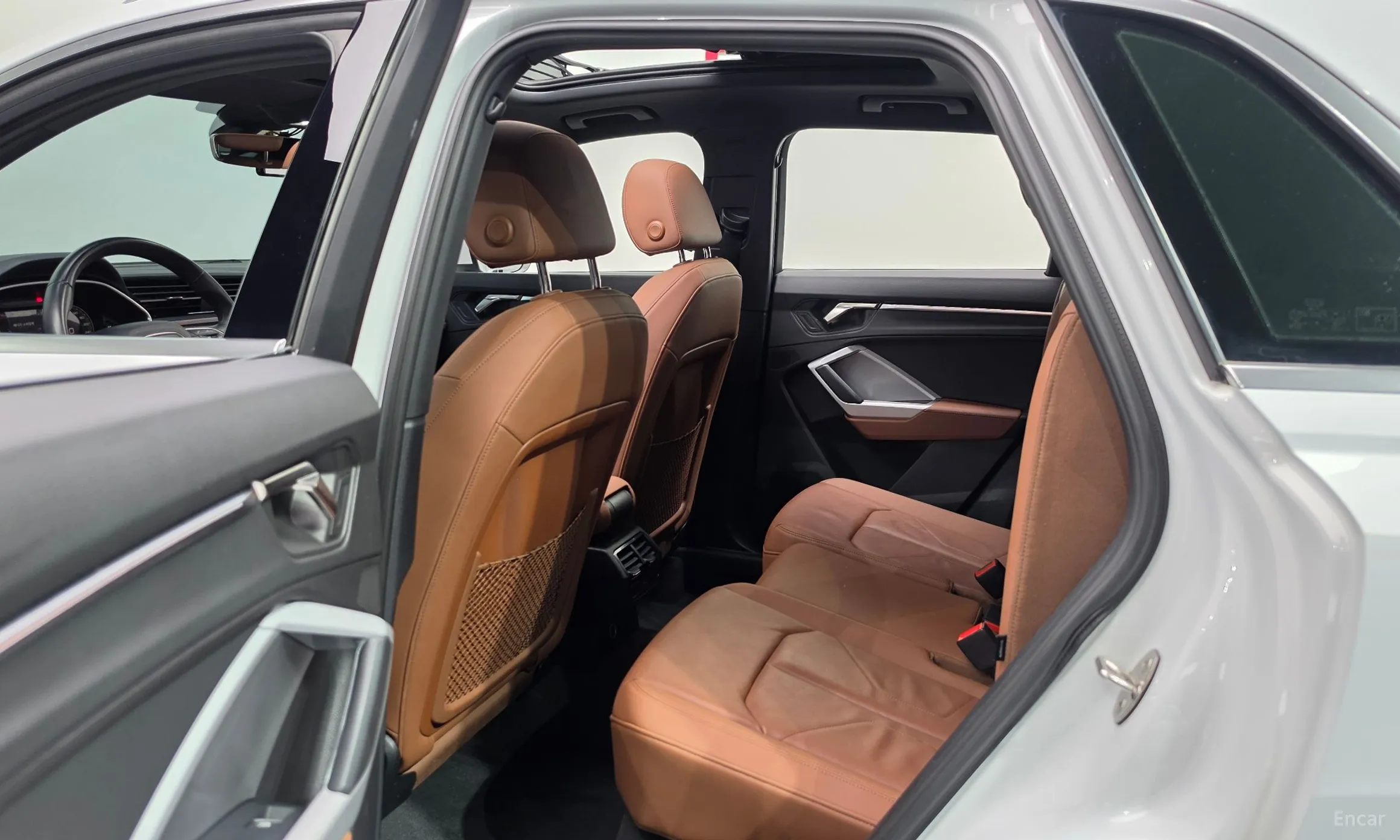 Audi Q3 (F3) превью 11