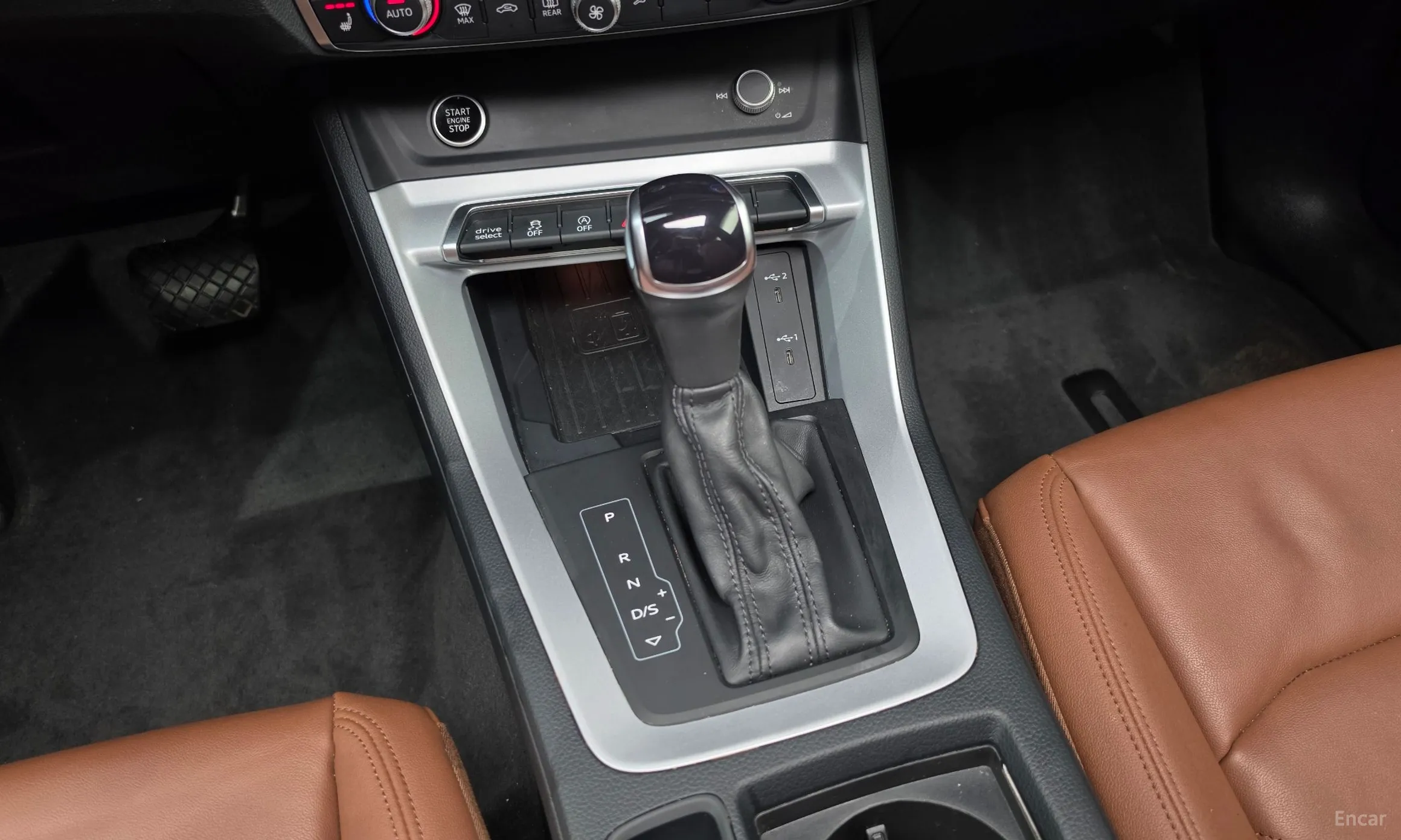 Audi Q3 (F3) превью 9