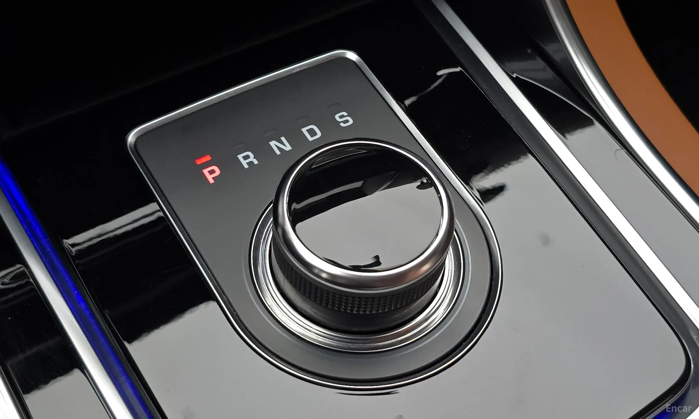 Jaguar XE превью 9