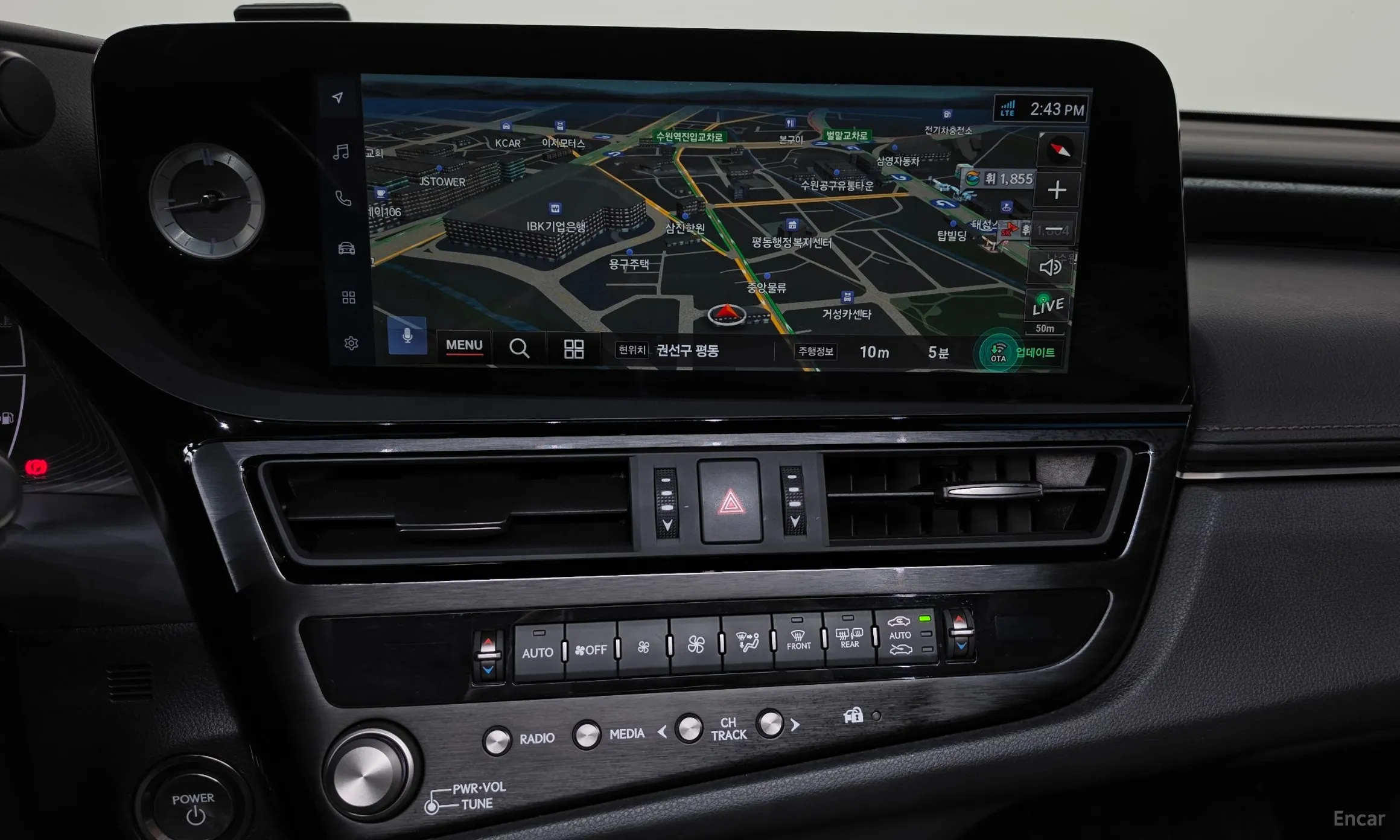 Lexus ES300h 7th Generation превью 12