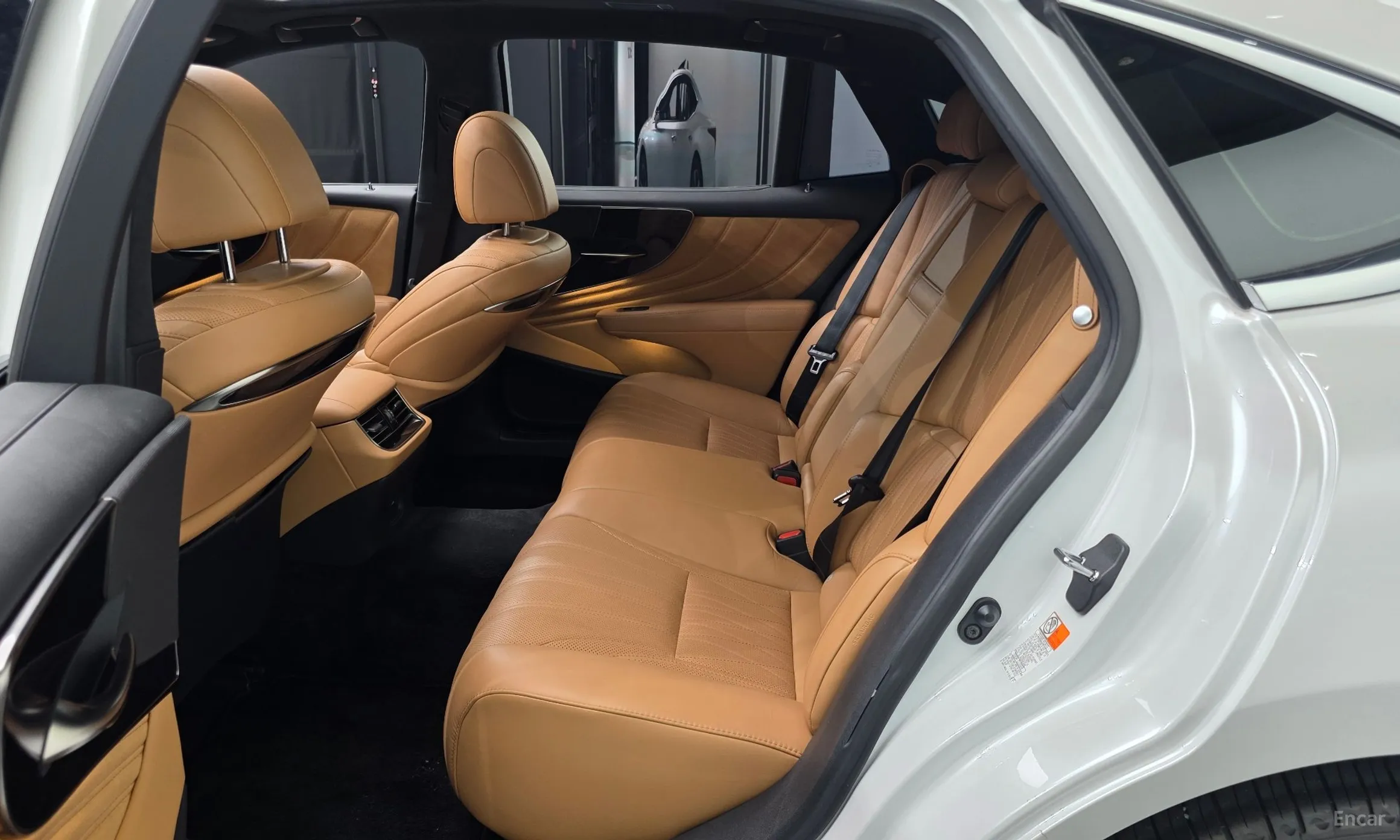Lexus LS500 5th Generation превью 12